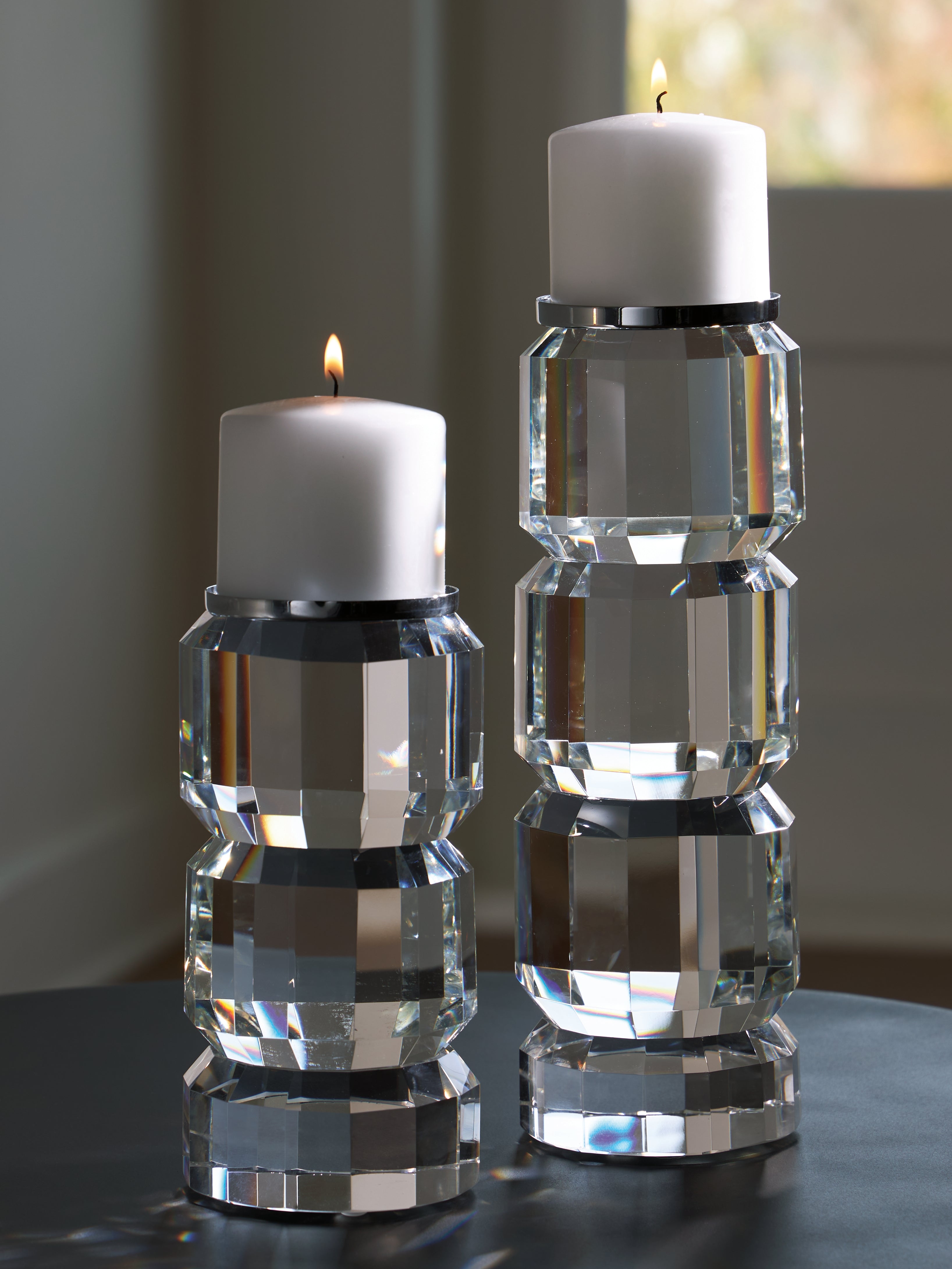 Diamond Furniture - Ashley Furniture - Brentley Candle Holder - Candle Holder Set (Set of 2) / Clear/Silver Finish - A2000770