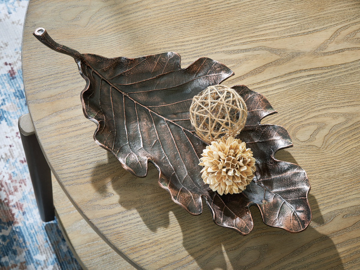 Diamond Furniture - Ashley Furniture - Avermund Sculpture - Sculpture / Antique Copper Finish - A2000819