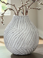 Diamond Furniture - Ashley Furniture - Shelvie Vase - Vase / Distressed White - A2000848