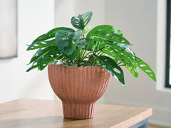 Diamond Furniture - Ashley Furniture - Orban Vase - Vase - A2000886