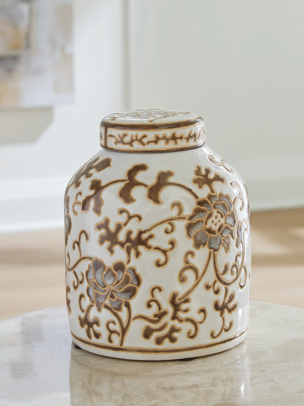 Diamond Furniture - Ashley Furniture - Adalham Jar - Jar / Cream/Brown - A2000909