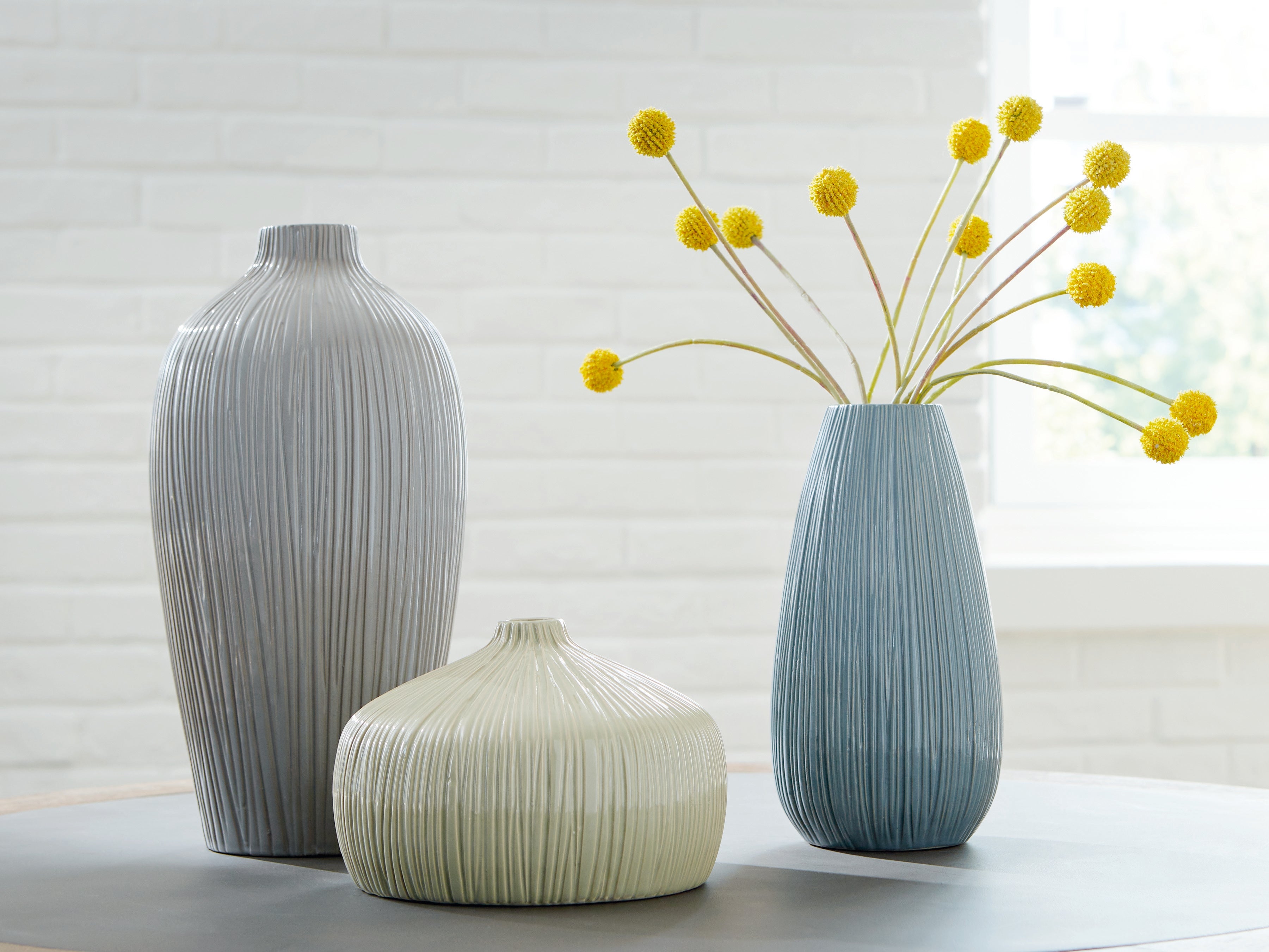 Diamond Furniture - Ashley Furniture - Eiderman Vase (Set of 3) - Vase Set (3/CN) - A2000913