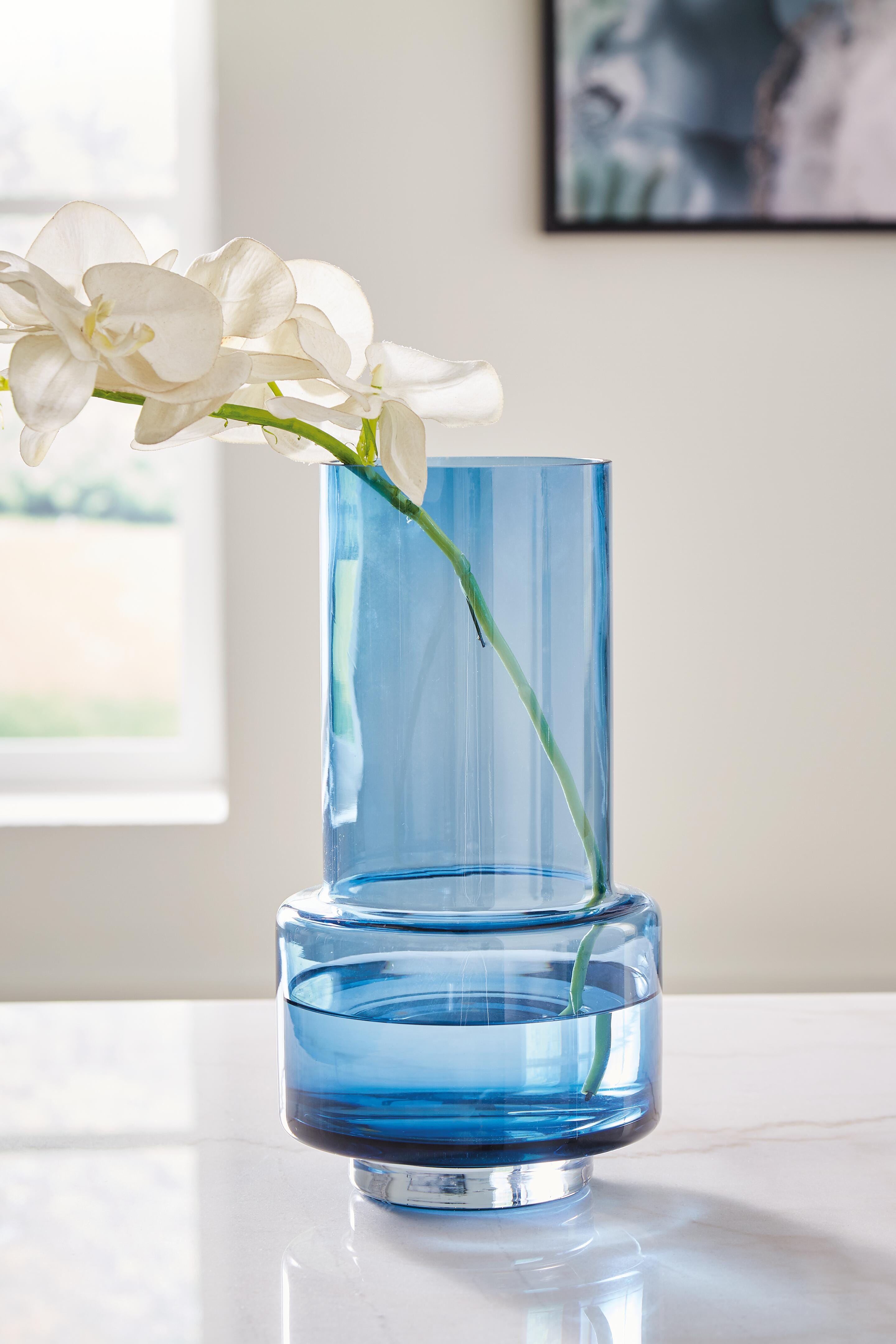 Diamond Furniture - Ashley Furniture - Bealen Indoor/Outdoor Vase - I/O Vase - A2900013