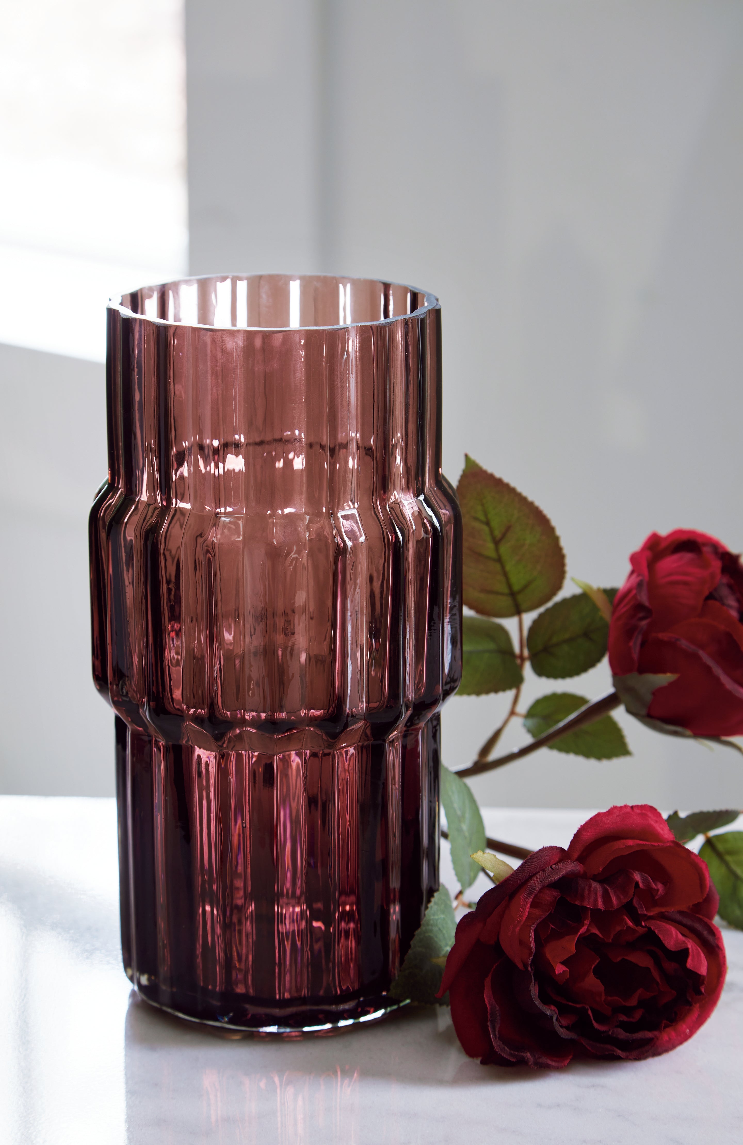 Diamond Furniture - Ashley Furniture - Dorlow Vase - Vase / Mauve - A2900024V