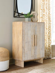 Diamond Furniture - Ashley Furniture - Dallinbury Accent Cabinet - Accent Cabinet / Natural/White Wash - A4000696