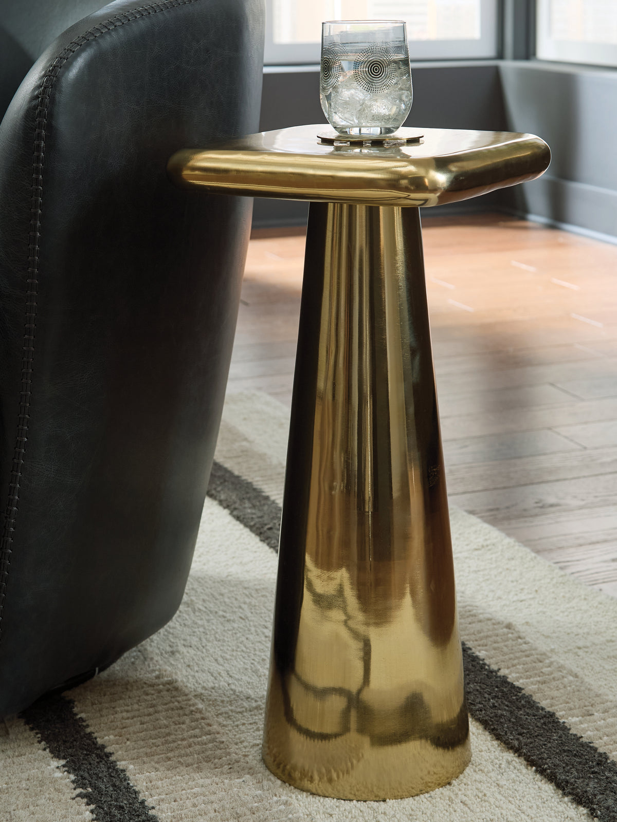 Diamond Furniture - Ashley Furniture - Dallenburg Accent Table - Accent Table / Gold Finish - A4000717