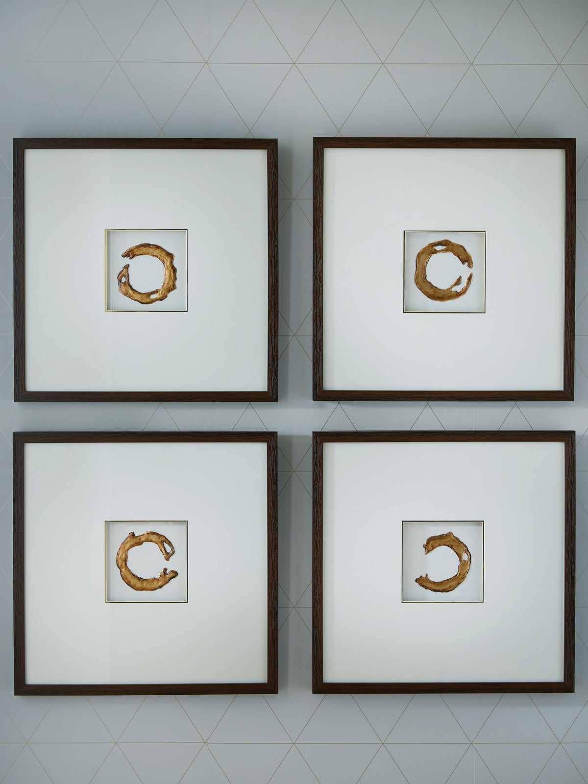 Diamond Furniture - Ashley Furniture - Dallbourne Wall Decor - Wall Art Set (4/CN) / White/Gold Finish - A8000491