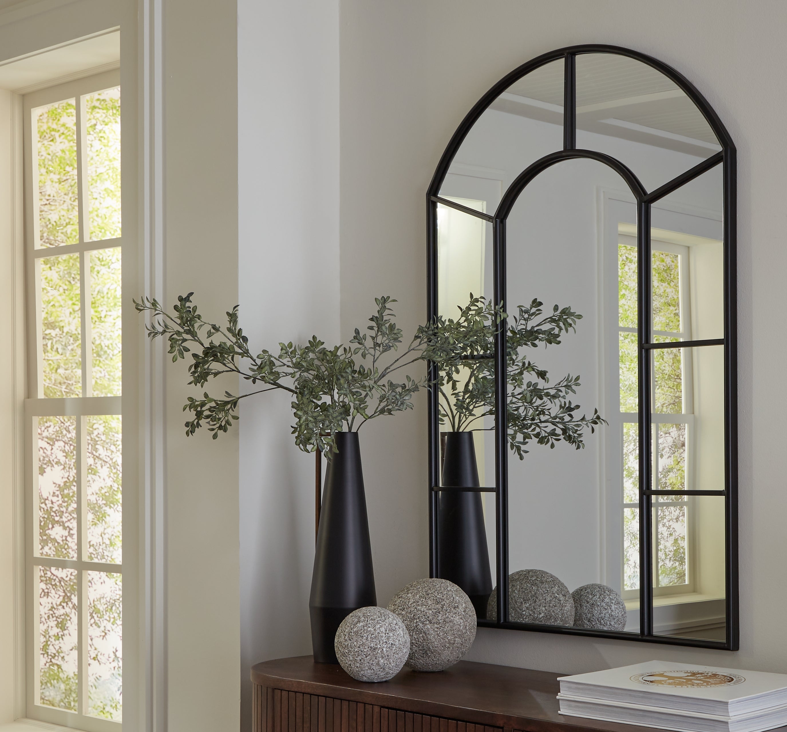 Diamond Furniture - Ashley Furniture - Evengton Mirror - Accent Mirror / Black - A8010319
