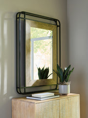 Diamond Furniture - Ashley Furniture - Beelman Mirror - Accent Mirror / Black/Brown - A8010409