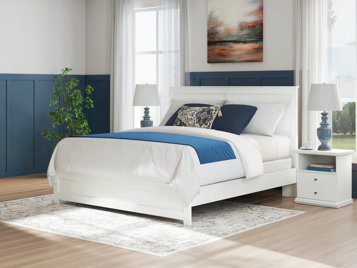 Diamond Furniture - Ashley Furniture - Bostwick Shoals King Panel Bed - King Panel Bed / White - B139B47