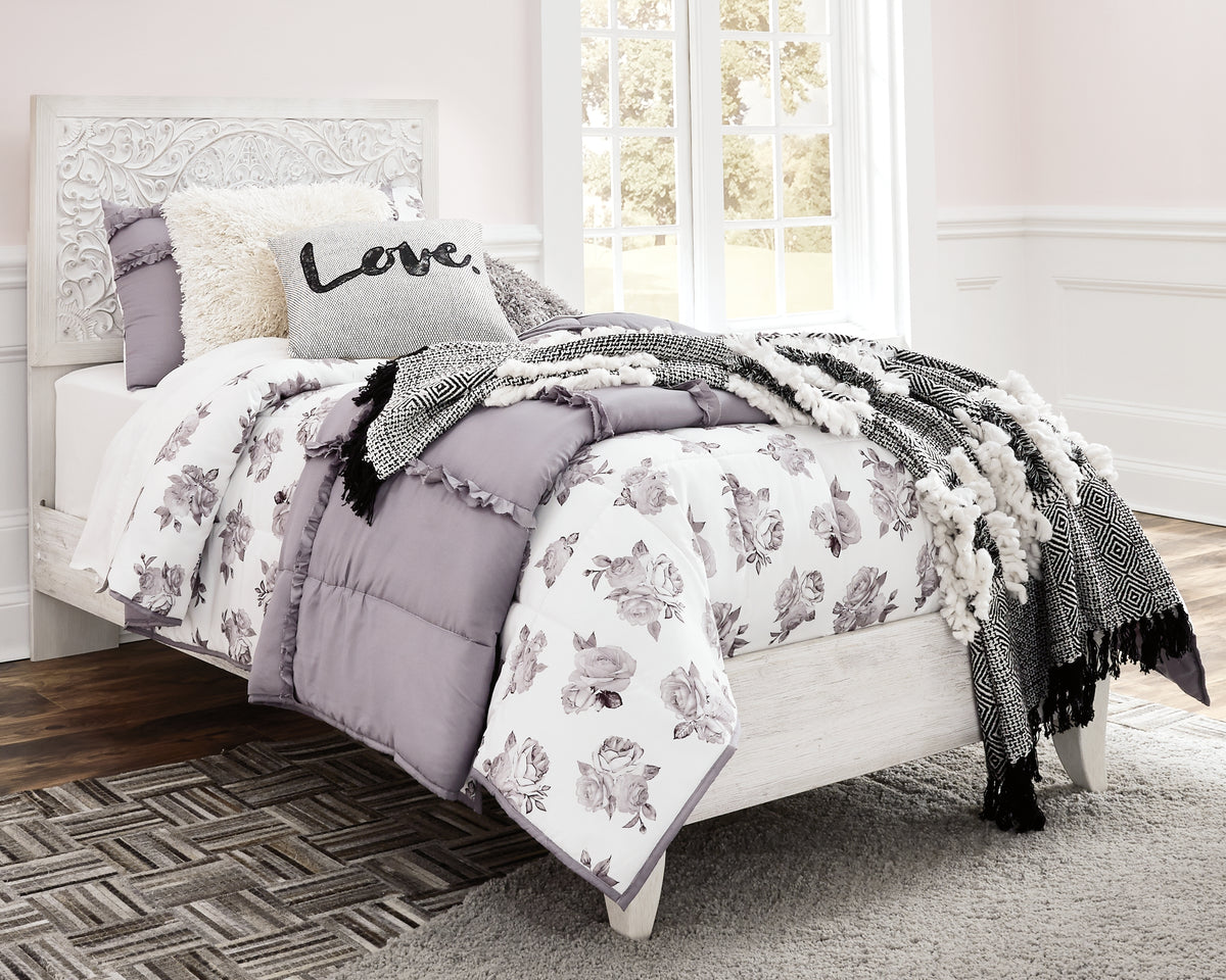 Diamond Furniture - Ashley Furniture - Paxberry Bedroom - Six Drawer Dresser / Whitewash - B181-31