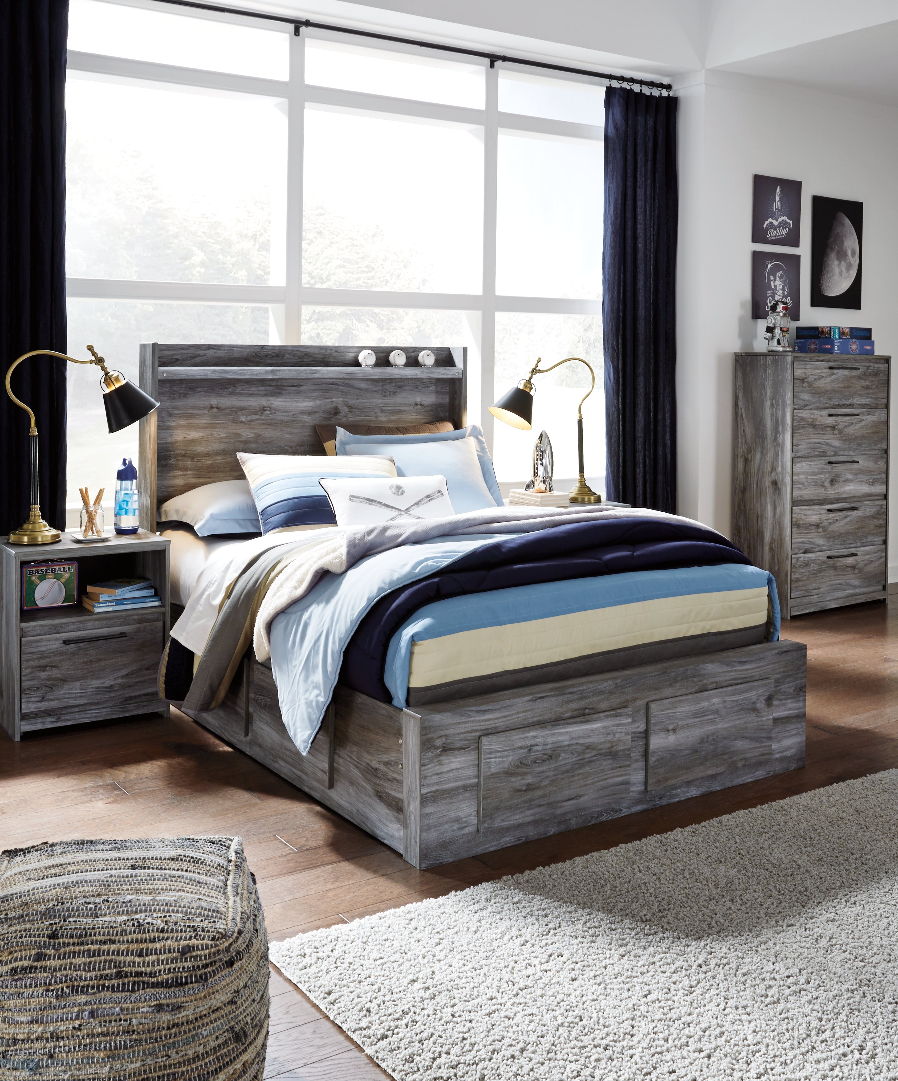 Diamond Furniture - Ashley Furniture - Baystorm Bedroom - Full Panel Bed with 4 Storage Drawers / Gray - B221B25