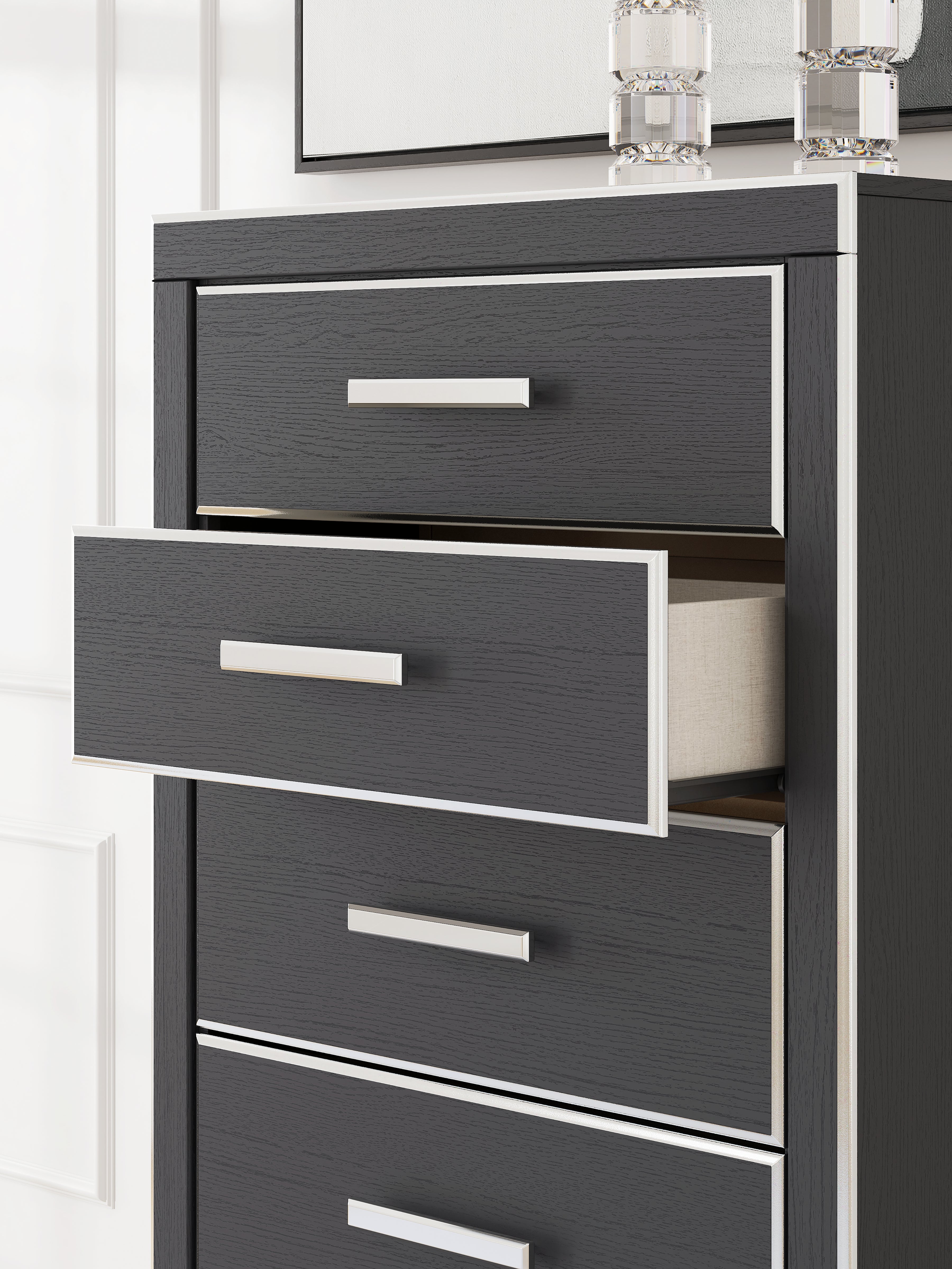 Zuraleus King Storage Bed, Dresser, Mirror, Chest and Nightstand