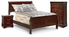 Alisdair Full Sleigh Bed, Chest and Nightstand