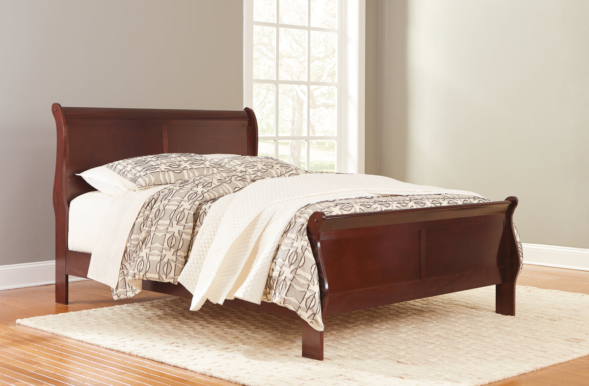 Diamond Furniture - Ashley Furniture - Alisdair Queen Sleigh Bed - Queen Sleigh Bed - B376B2
