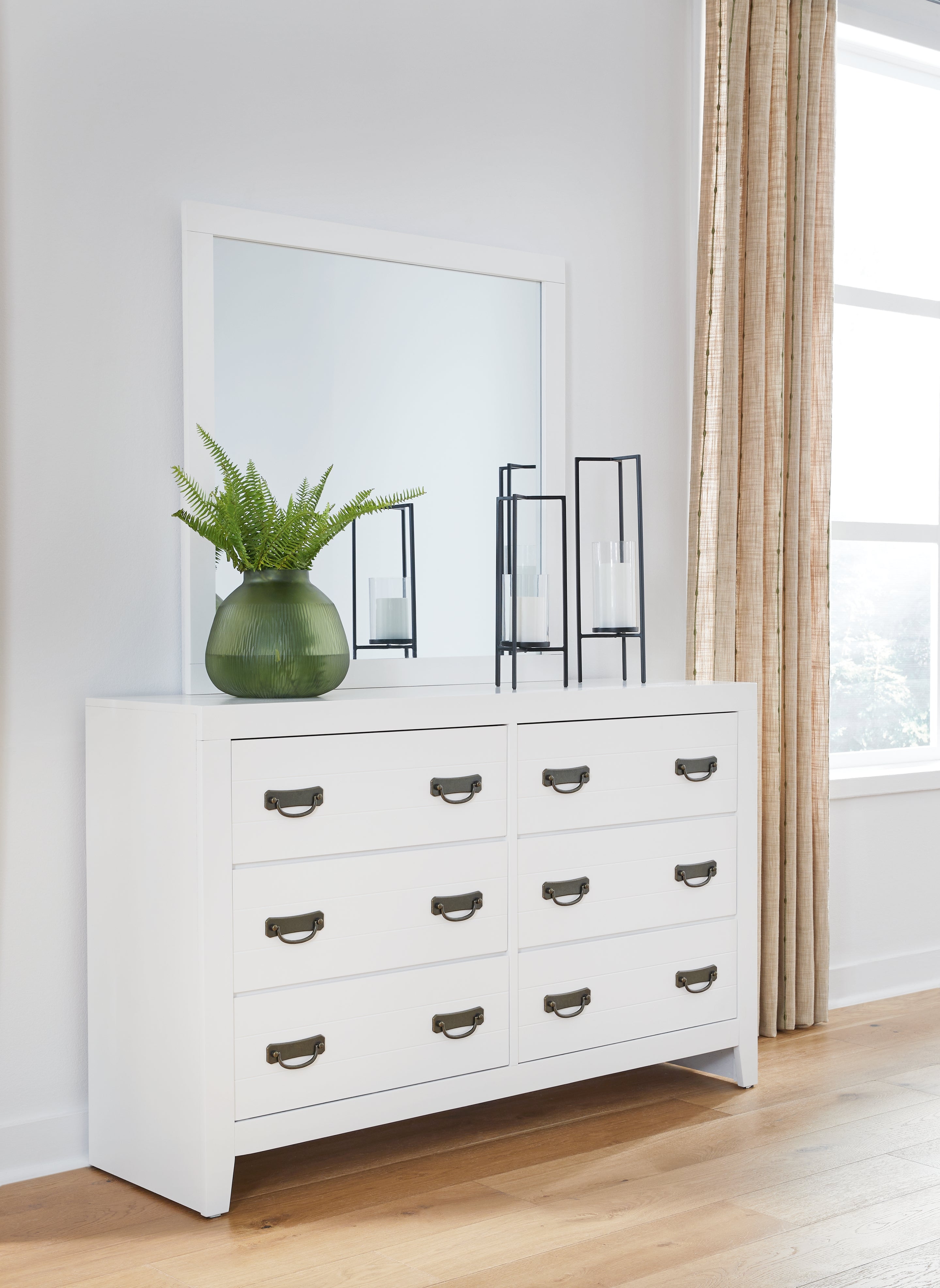 Diamond Furniture - Ashley Furniture - Binterglen Bedroom - Dresser and Mirror / White - B427B1