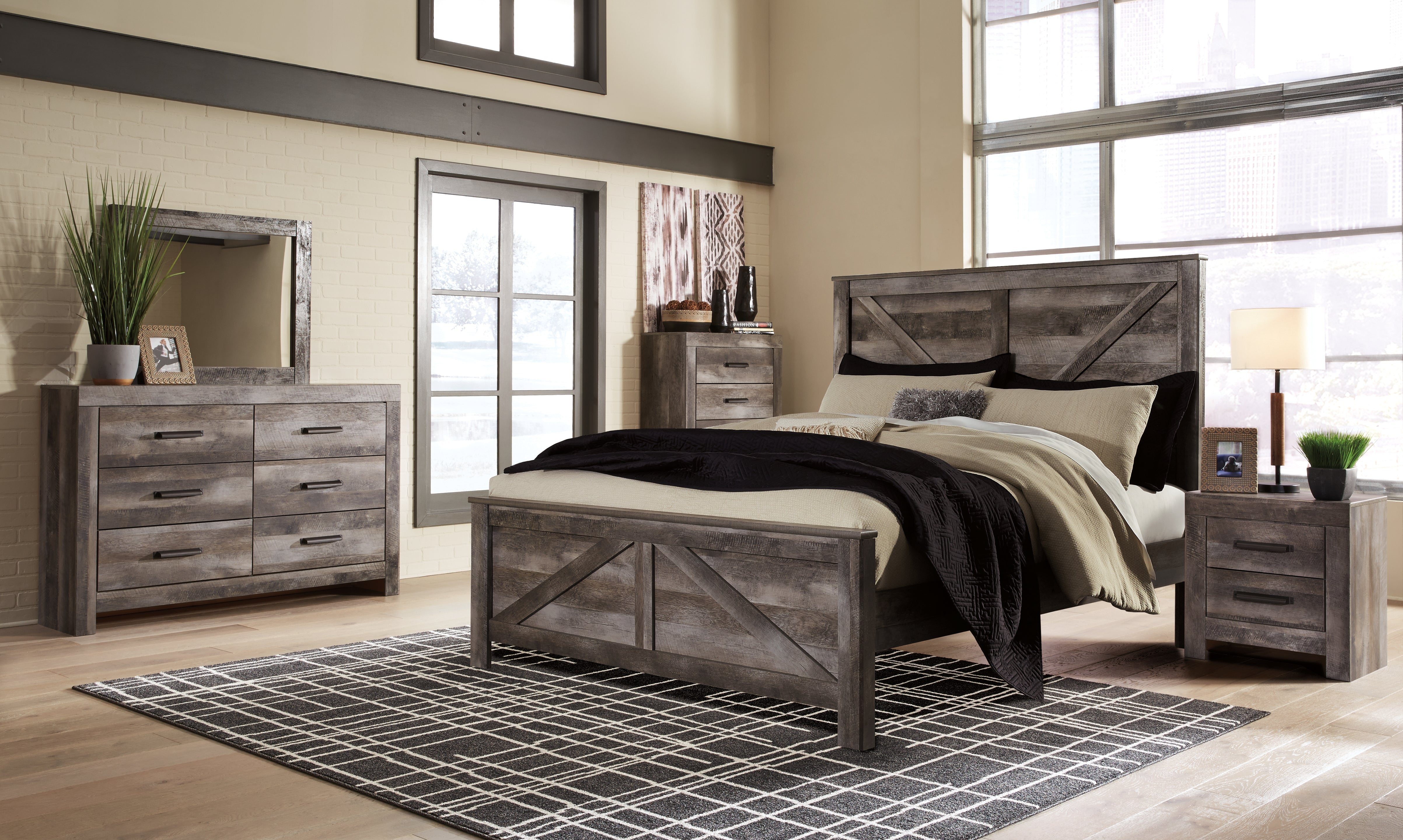 Wynnlow King Crossbuck Panel Bed