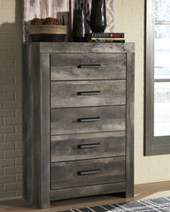 Diamond Furniture - Ashley Furniture - Wynnlow Bedroom - Queen Upholstered Poster Bed / Gray - B440B7