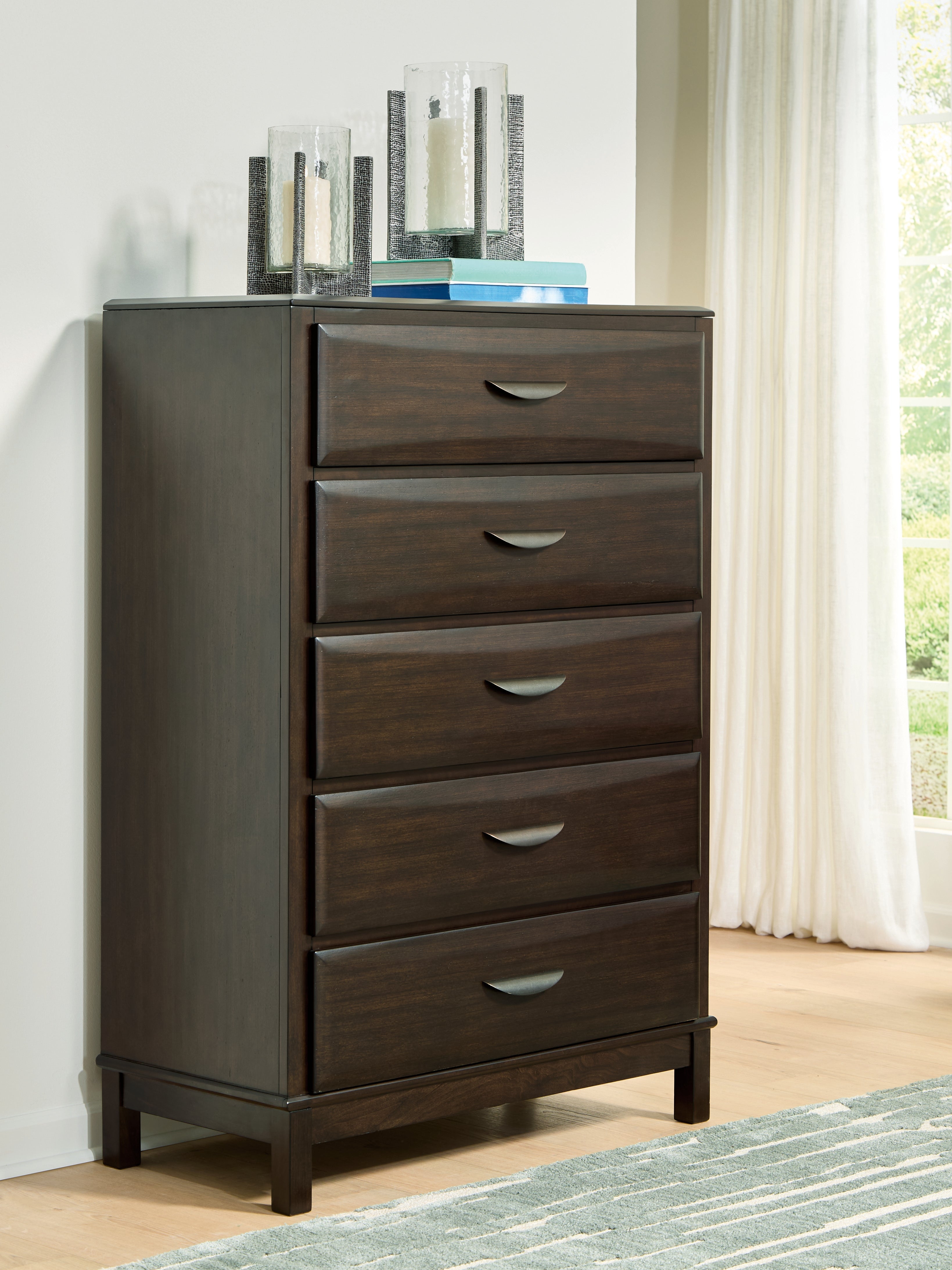 Diamond Furniture - Ashley Furniture - Vanmore Bedroom - Five Drawer Chest / Dark Brown - B479-46