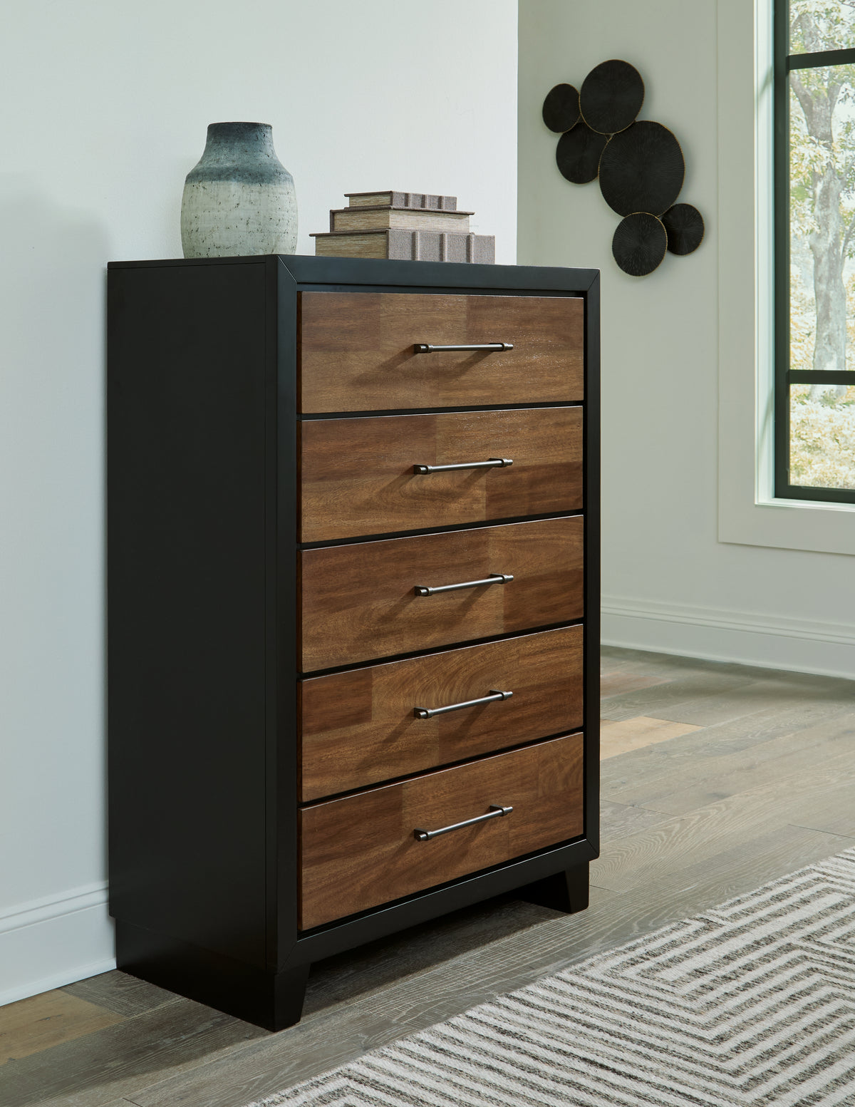 Diamond Furniture - Ashley Furniture - Kraeburn Chest of Drawers - Five Drawer Chest - B496-46