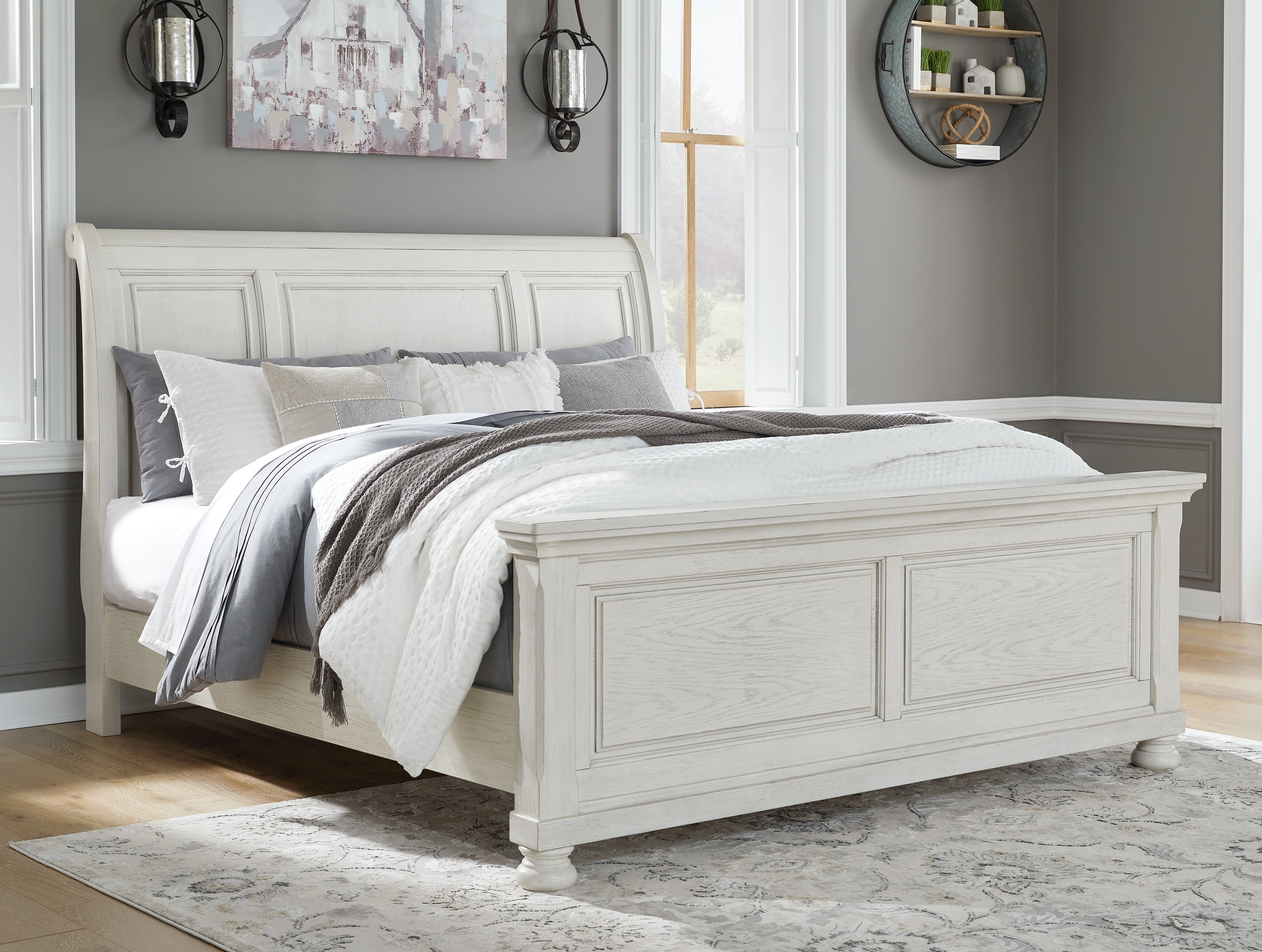 Diamond Furniture - Ashley Furniture - Robbinsdale Bedroom - King Sleigh Bed / Antique White - B742B22