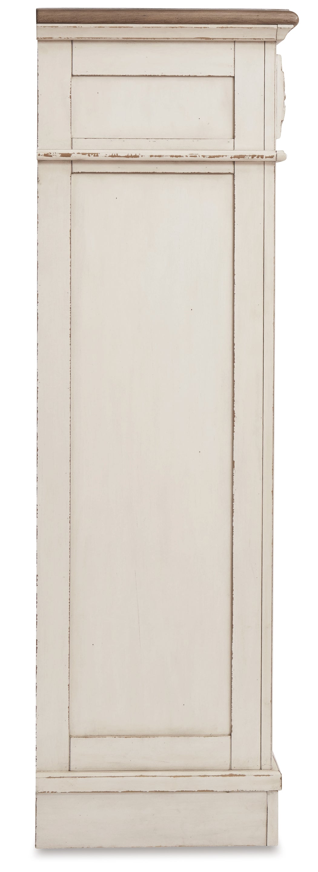 Realyn Queen Panel Bed, Dresser, Mirror, Chest and Nightstand