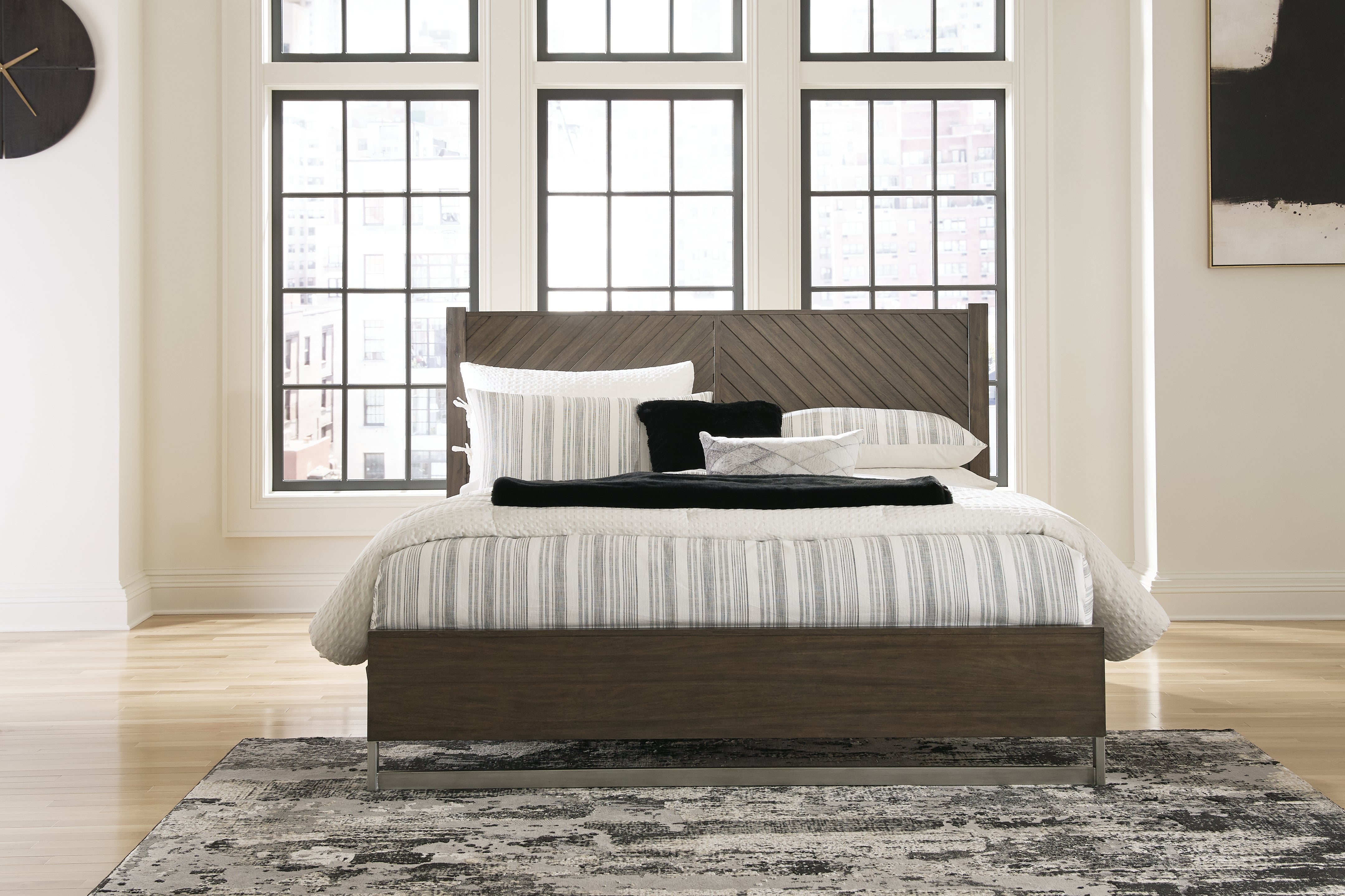 Diamond Furniture - Ashley Furniture - Arkenton Bedroom - King Panel Bed / Grayish Brown - B786B4
