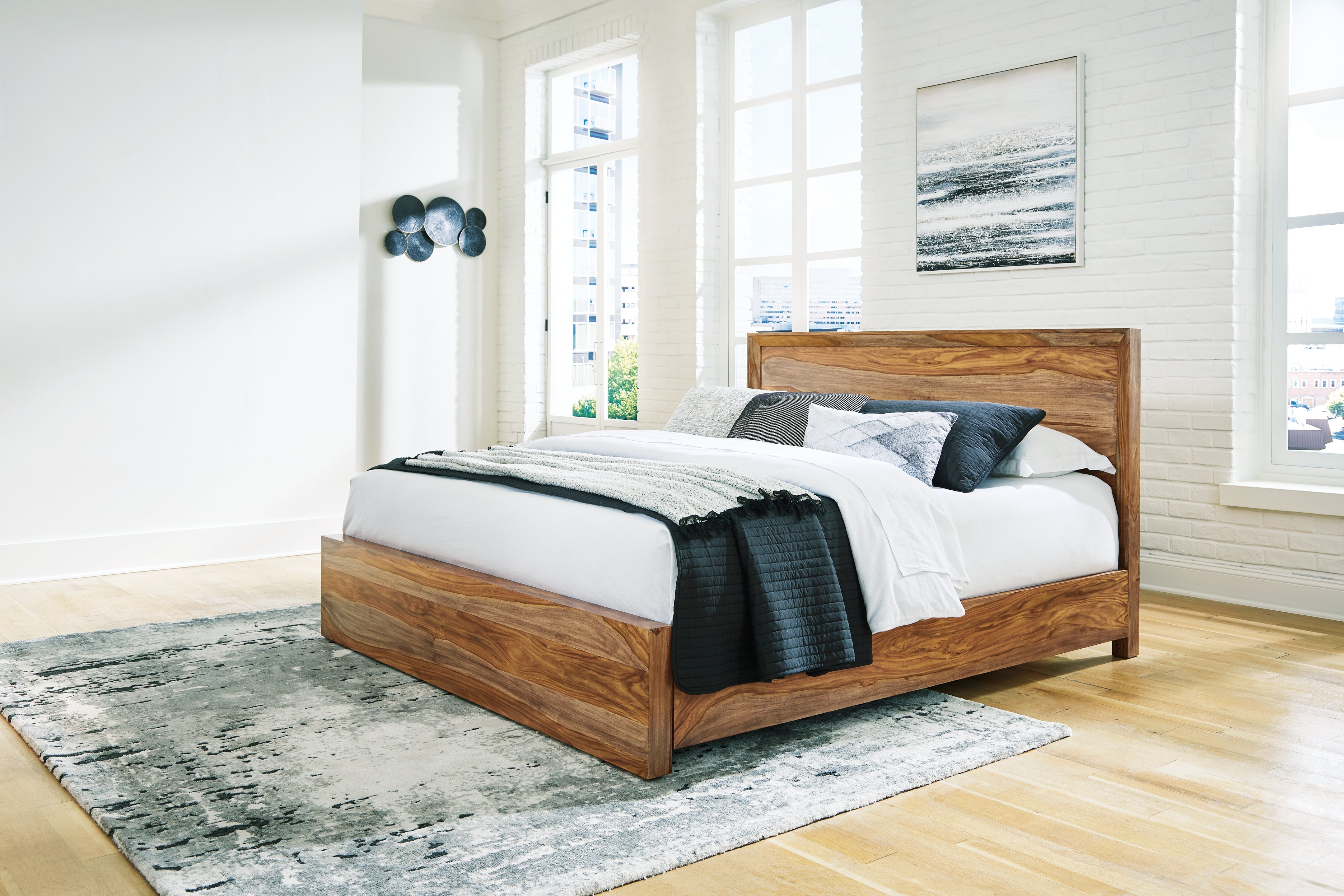 Diamond Furniture - Ashley Furniture - Dressonni Bedroom - King Panel Bed / Brown - B790B4