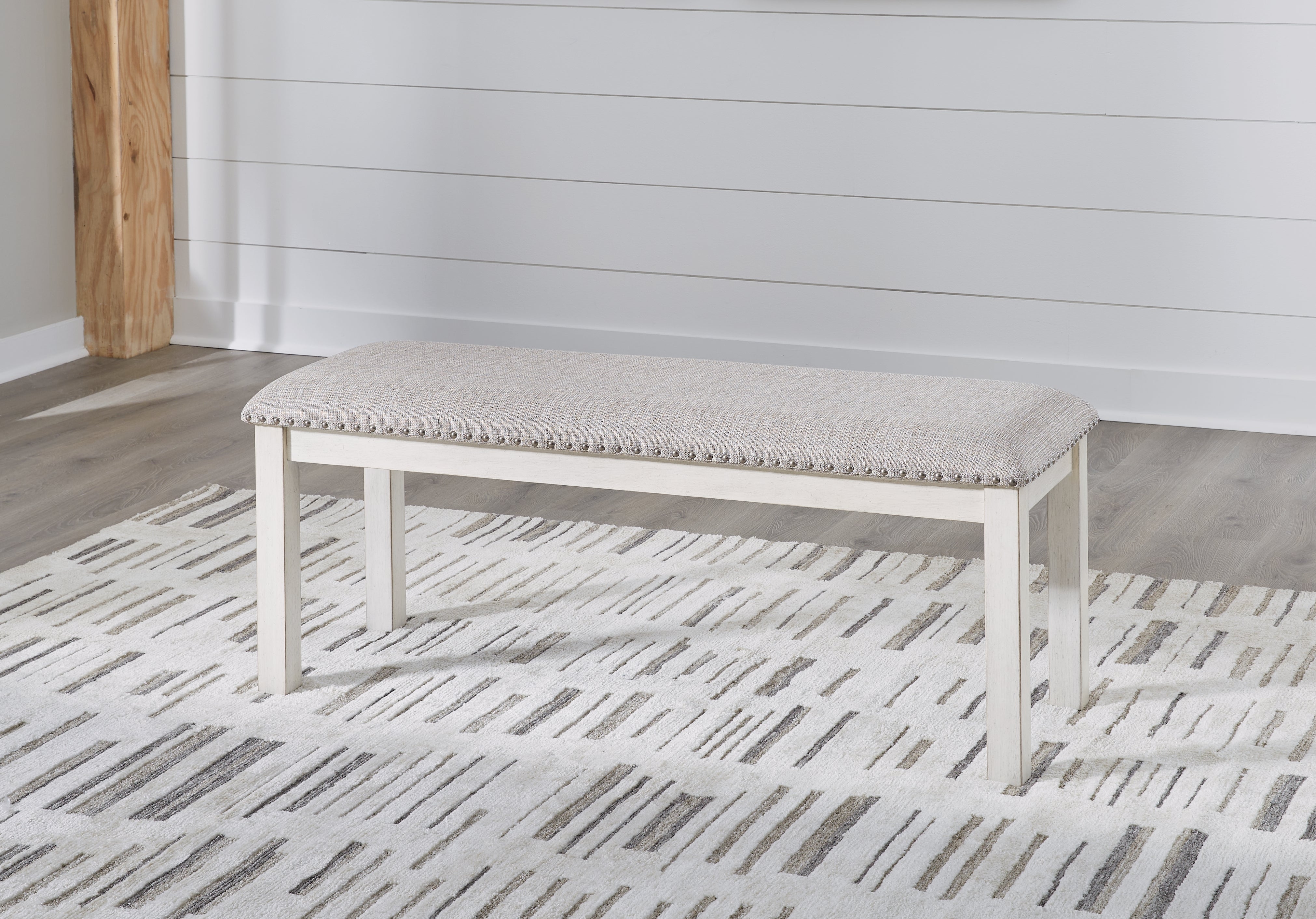 Diamond Furniture - Ashley Furniture - Robbinsdale Dining Room - Large UPH Dining Room Bench / Antique White - D642-00