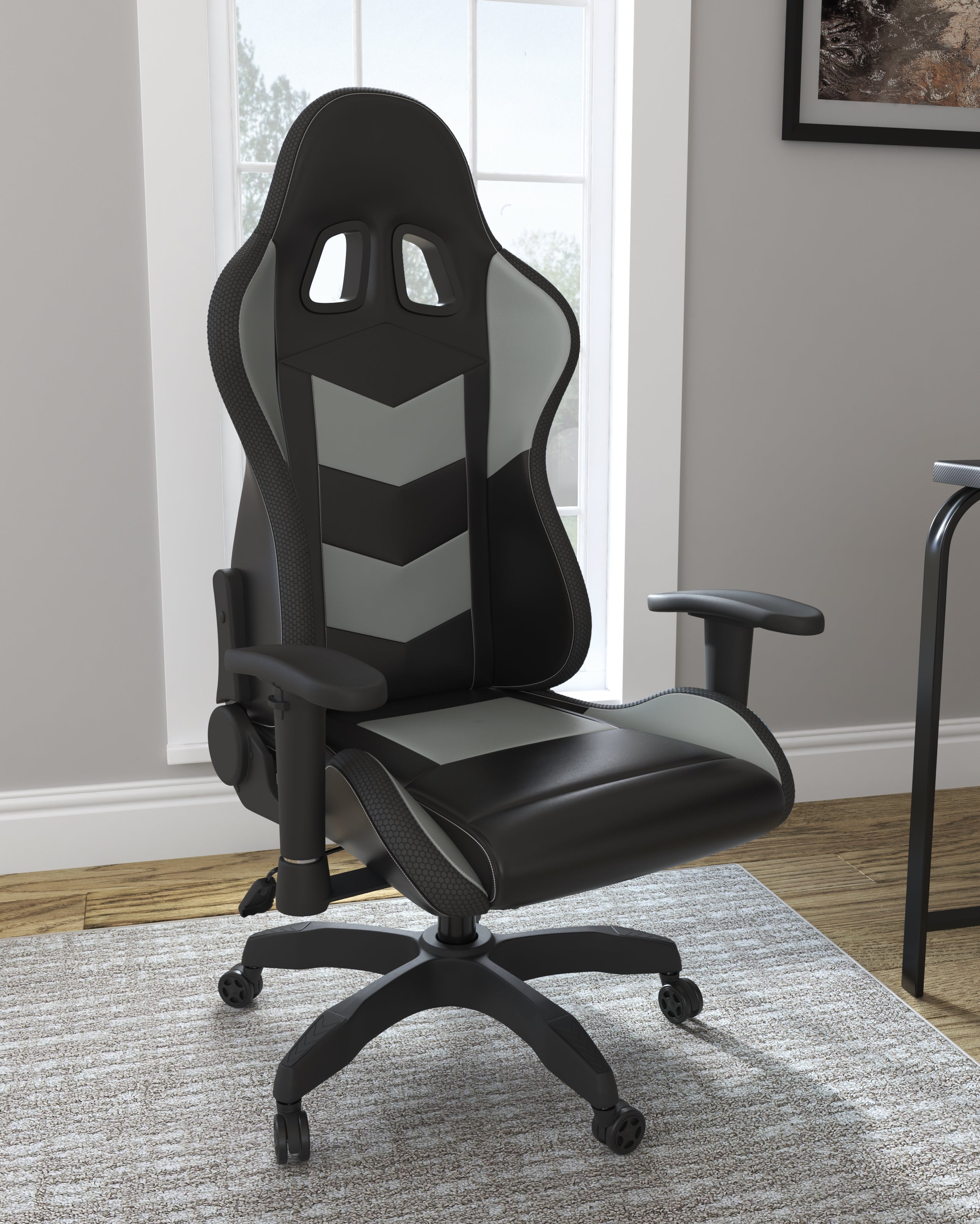 Diamond Furniture - Ashley Furniture - Lynxtyn Desk Chair - Home Office Swivel Desk Chair / Black/Gray - H400-09A