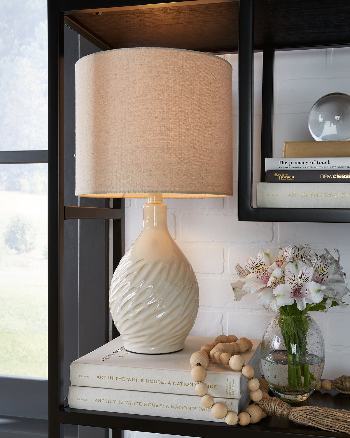 Diamond Furniture - Ashley Furniture - Garinton Lighting - Ceramic Table Lamp (1/CN) / Cream - L180194