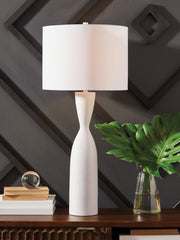 Diamond Furniture - Ashley Furniture - Davinford Lighting - Poly Table Lamp (1/CN) / White - L236004
