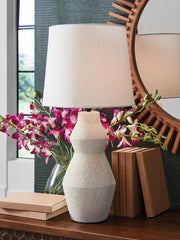 Diamond Furniture - Ashley Furniture - Dawthorne Lighting - Paper Table Lamp (1/CN) / Cream - L236034