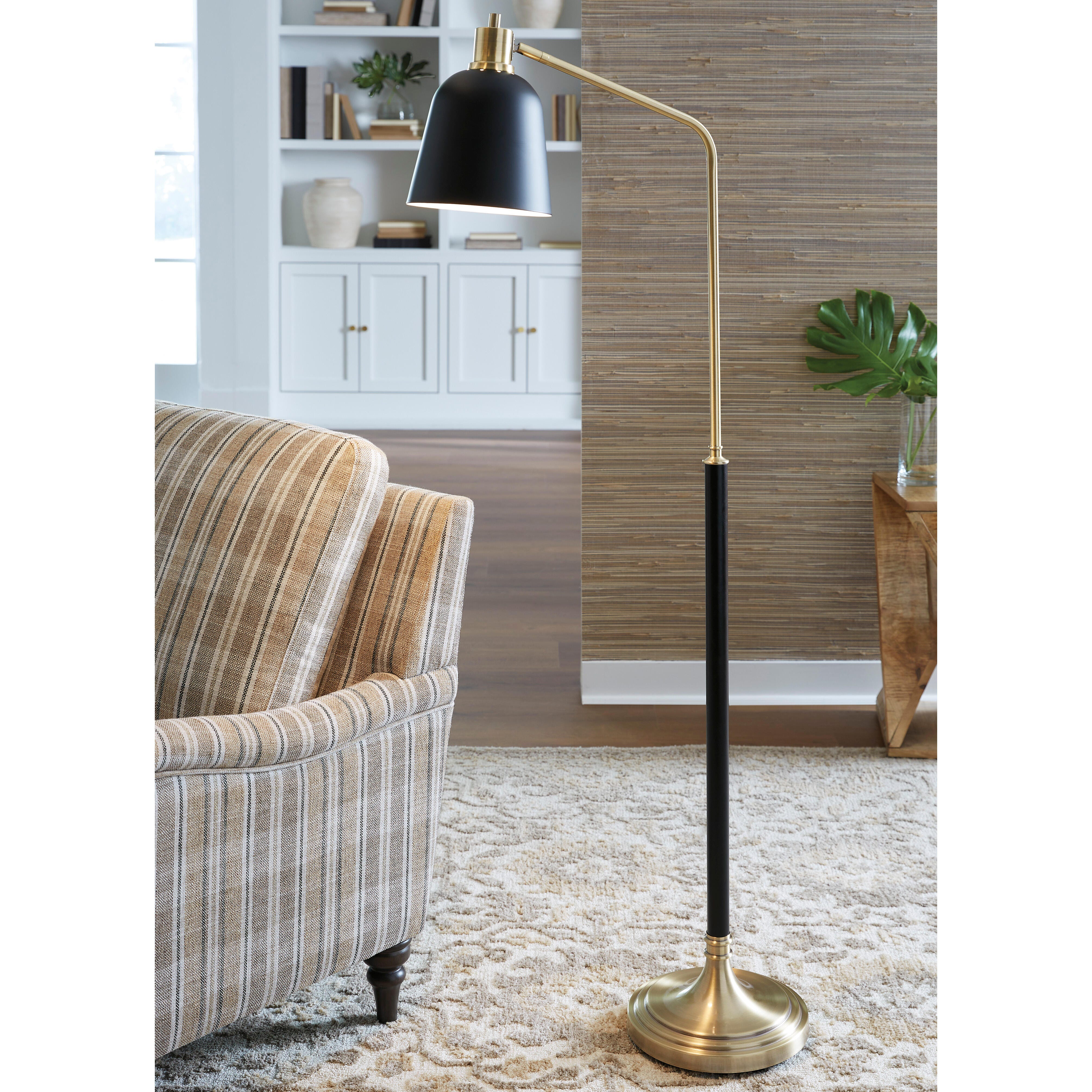 Diamond Furniture - Ashley Furniture - Clairwell Floor Lamp - Metal Floor Lamp (1/CN) - L734421