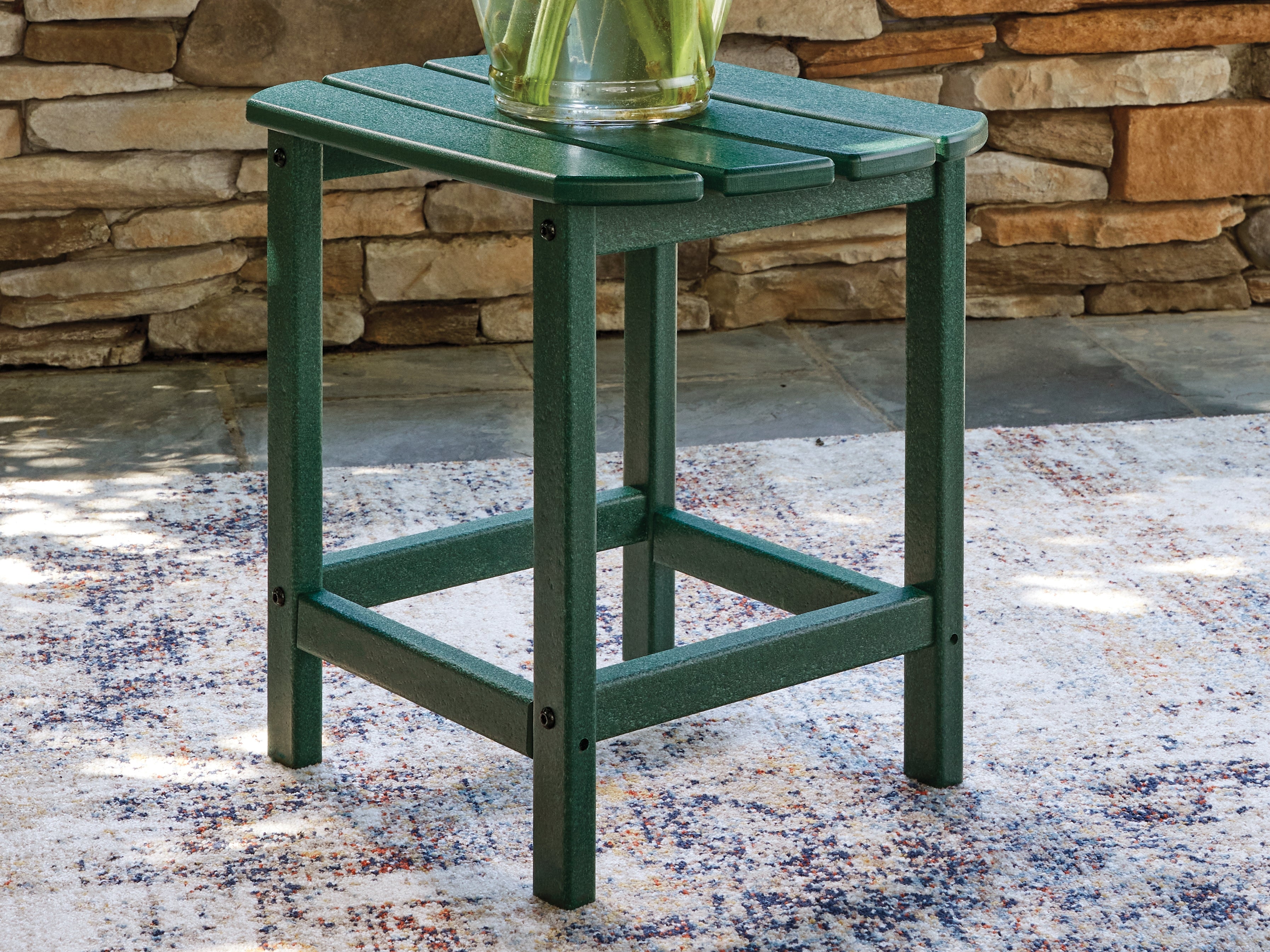Diamond Furniture - Ashley Furniture - Sundown Shores Outdoor - Rectangular End Table / Green - PCP007-703