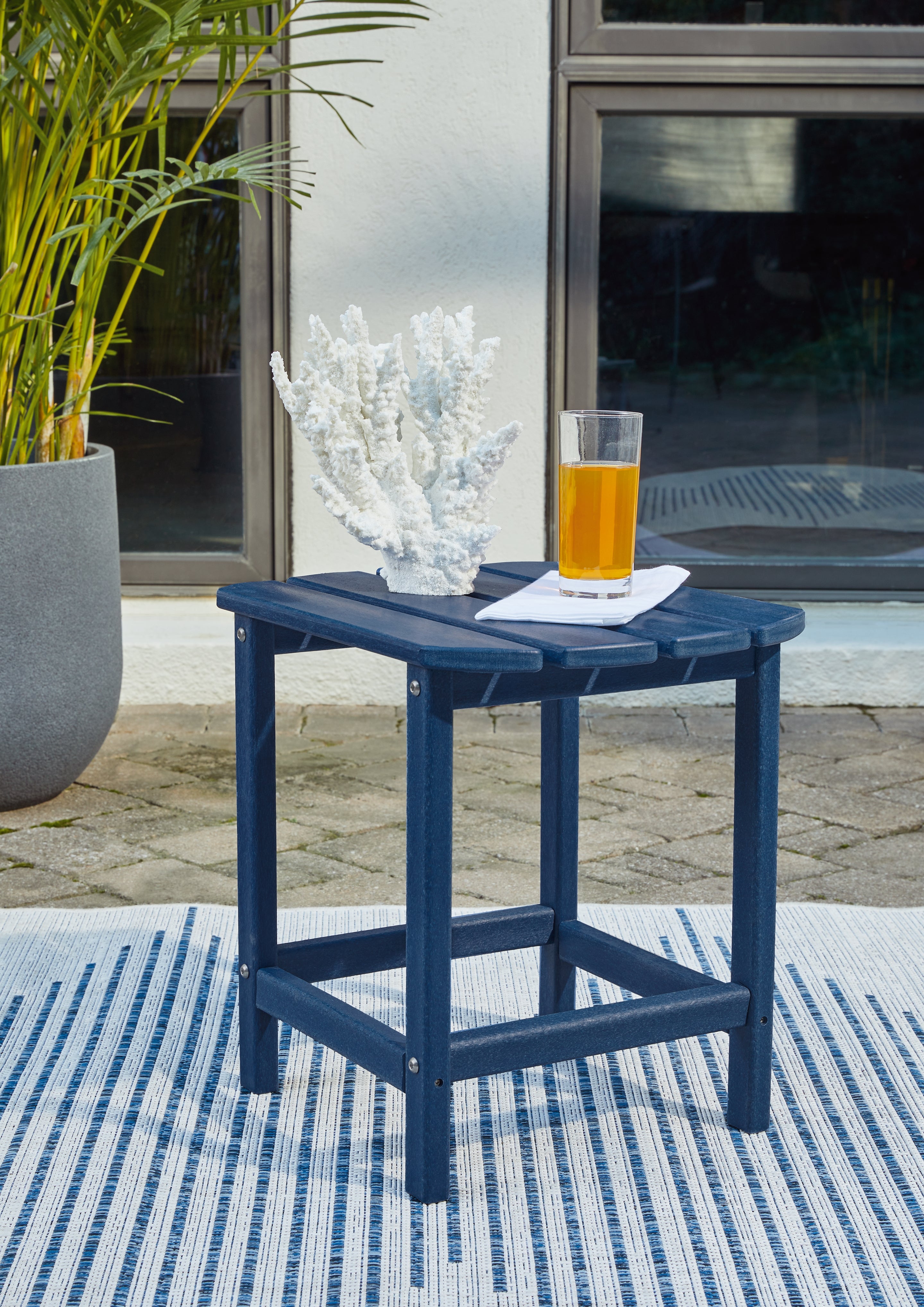 Diamond Furniture - Ashley Furniture - Sundown Treasure Outdoor - End Table / Blue - P009-703