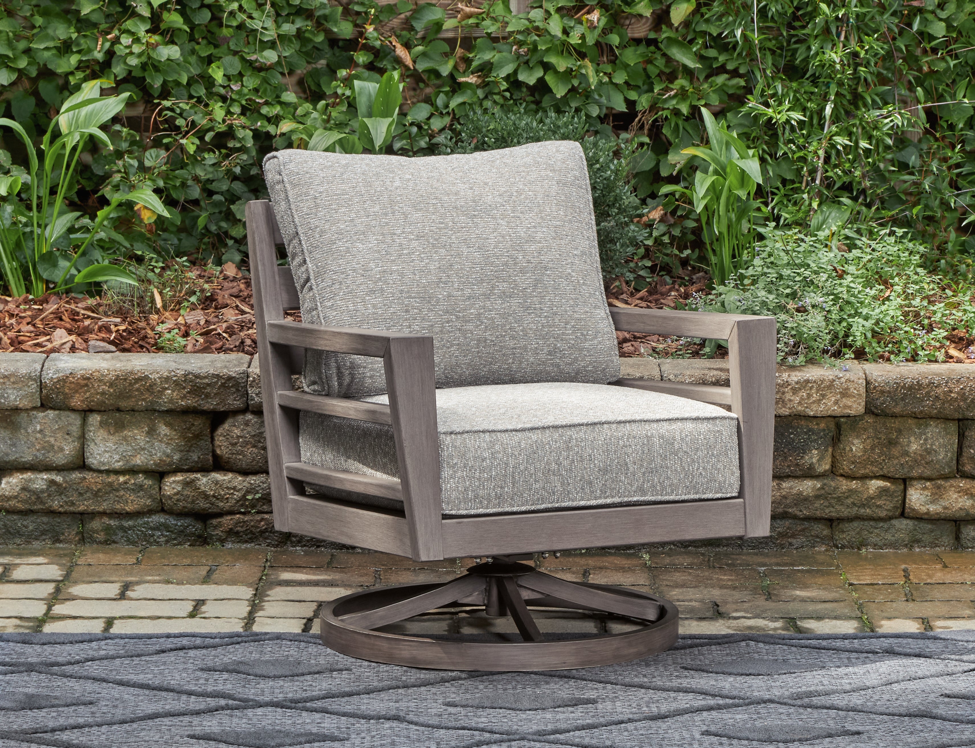 Diamond Furniture - Ashley Furniture - Hillside Barn Outdoor - Swivel Lounge w/ Cushion / Gray/Brown - P564-821