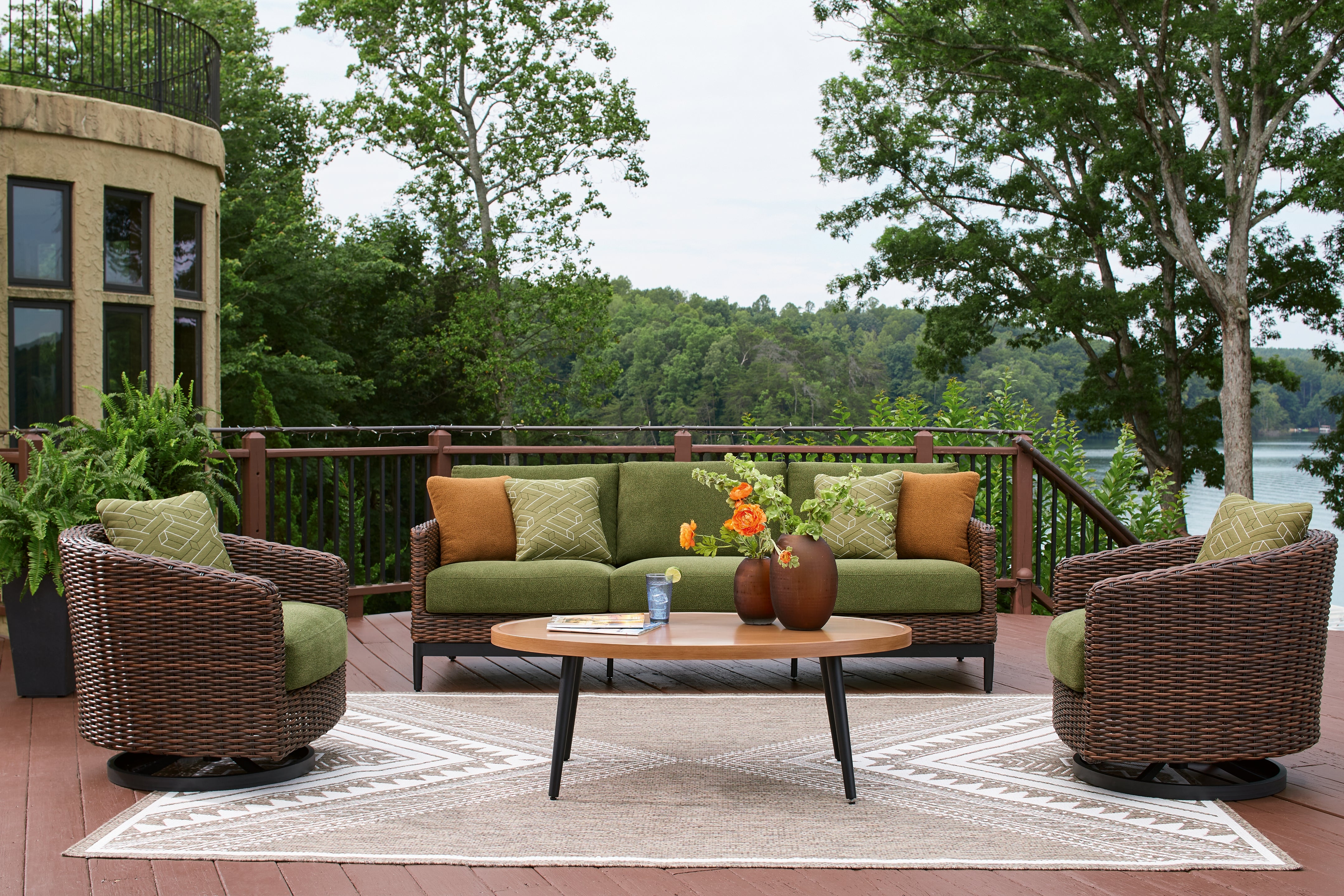 Horizon Hall Outdoor Sofa, 2 Lounge Chairs, Ottoman and Coffee Table
