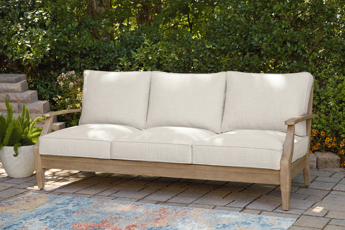 Diamond Furniture - Ashley Furniture - Carter Hall Outdoor - Rectangular Cocktail Table / Beige - P601-701
