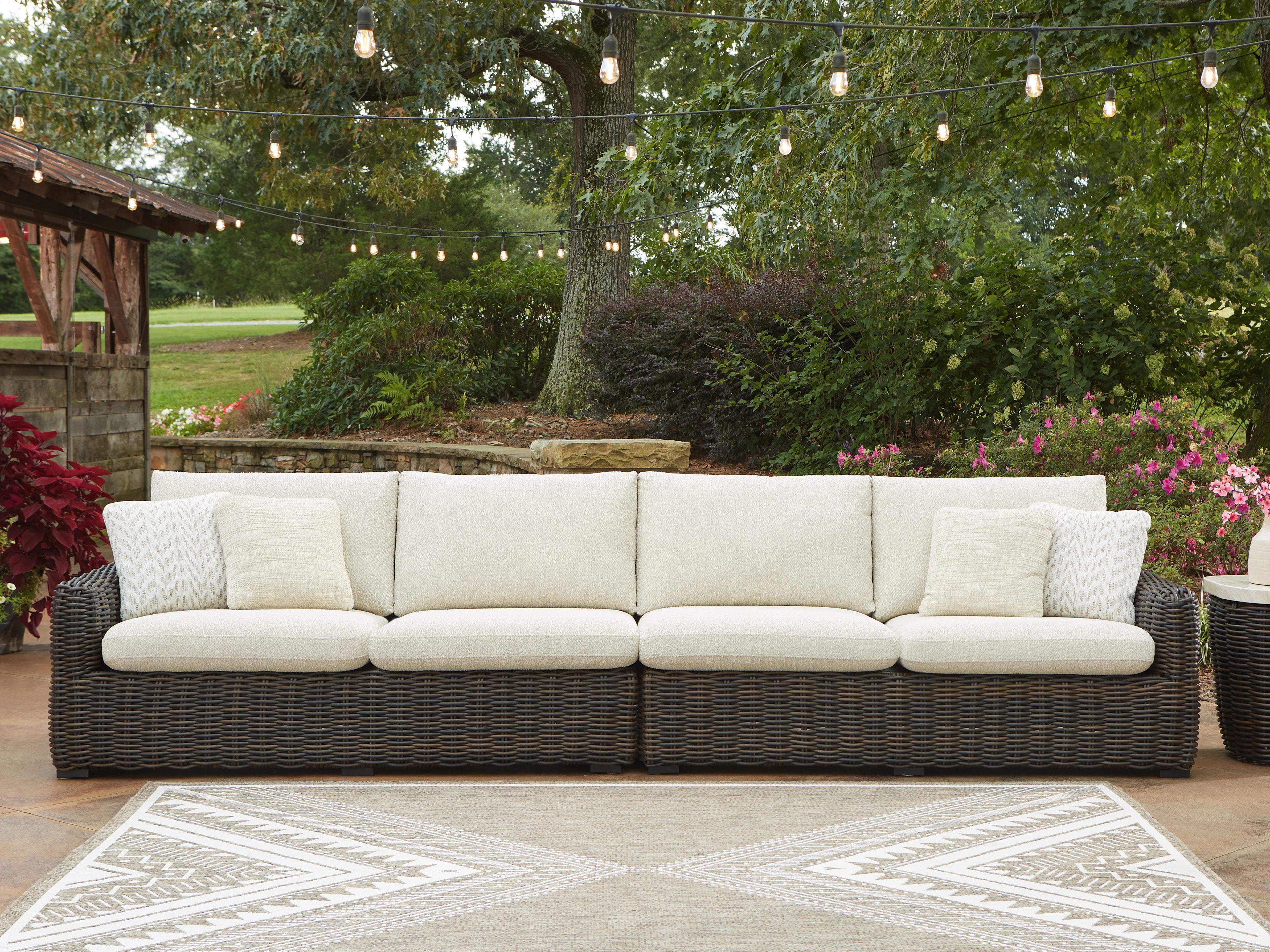 Diamond Furniture - Ashley Furniture - Kimora Outdoor - RAF/LAF Loveseat w/CUSH (Set of 2) / Beige/Dark Brown - P711-854