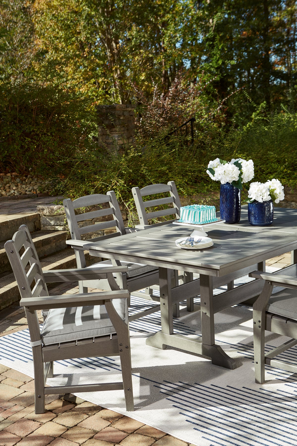 Diamond Furniture - Ashley Furniture - Visola Outdoor Dining Table - RECT Dining Table w/UMB OPT - P802-625