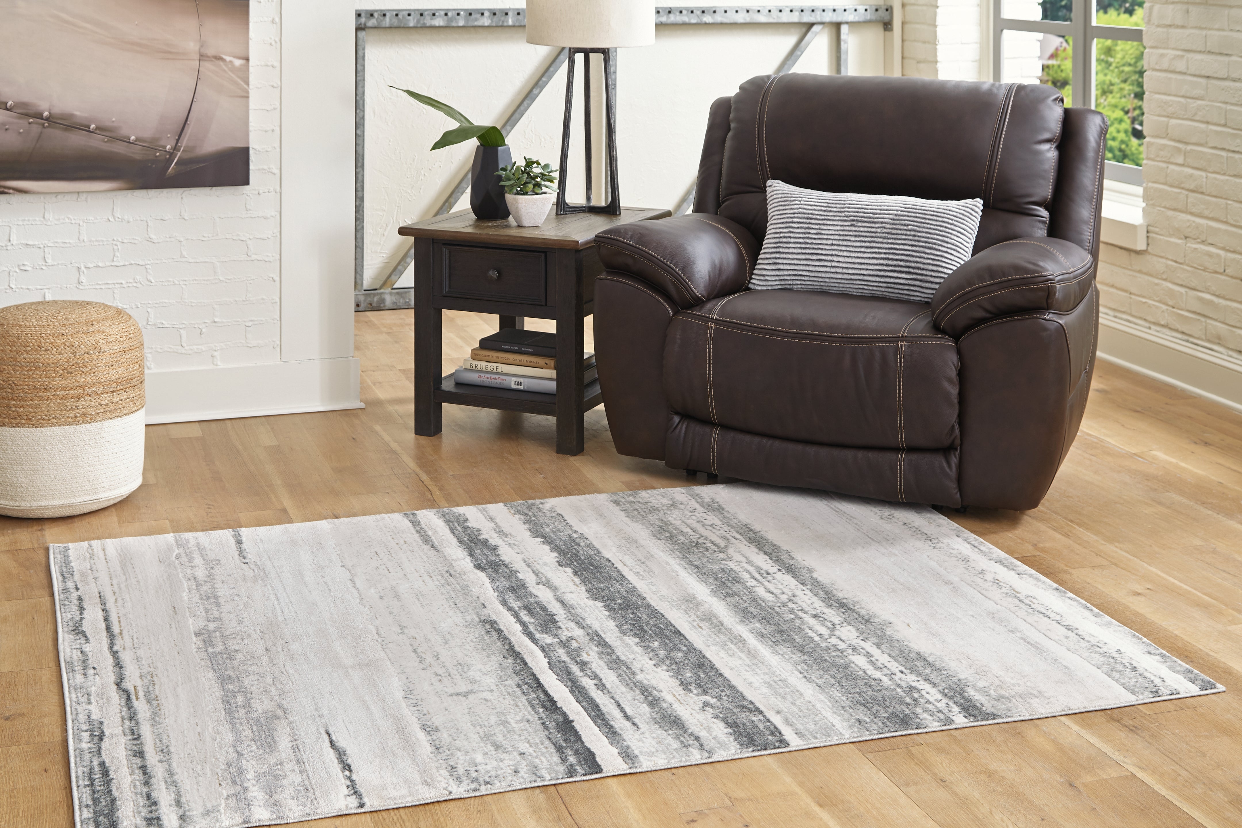 Diamond Furniture - Ashley Furniture - Abanett 7'10" x 10'2" Rug - 7'10" x 10'2" Rug - R403781