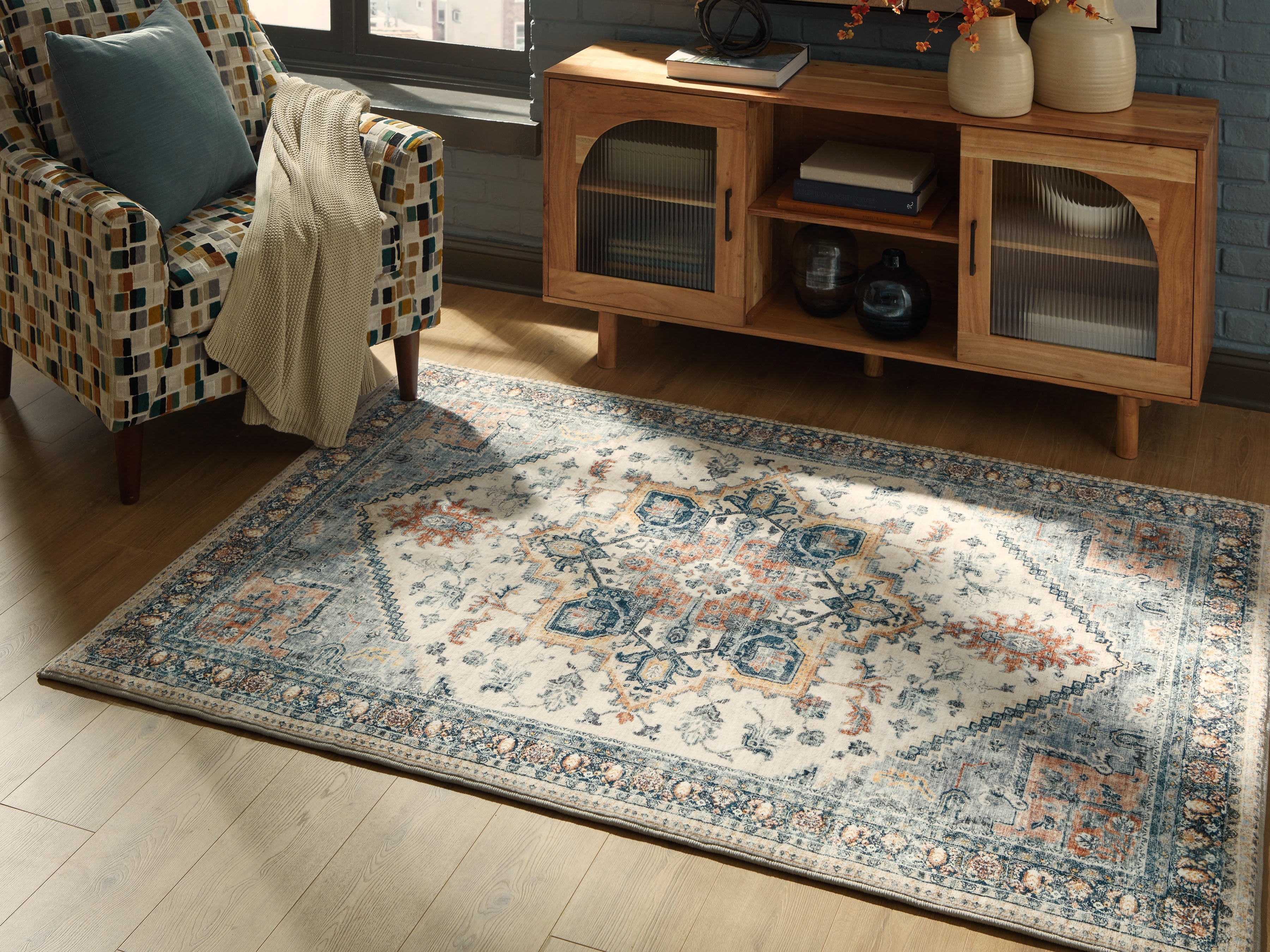 Diamond Furniture - Ashley Furniture - Wallney Rug - 5' x 7' Area Rug / Multi - R407492