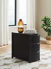 Diamond Furniture - Ashley Furniture - Camdill Chairside End Table - Chair Side End Table / Black - T208-117
