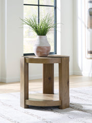 Diamond Furniture - Ashley Furniture - Flangren End Table - Round End Table - T553-6