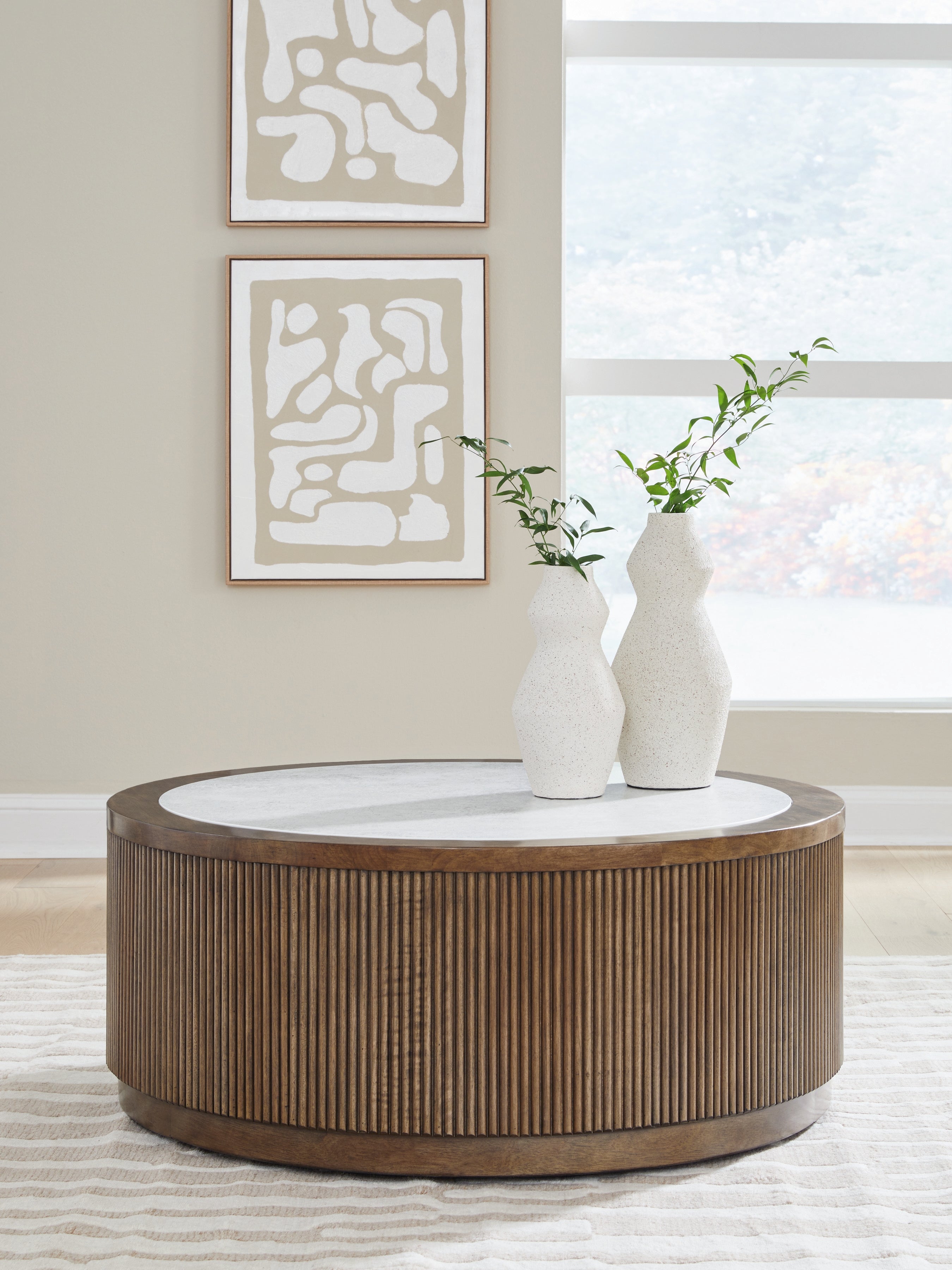 Diamond Furniture - Ashley Furniture - Hadonna Coffee Table - Round Cocktail Table - T658-8