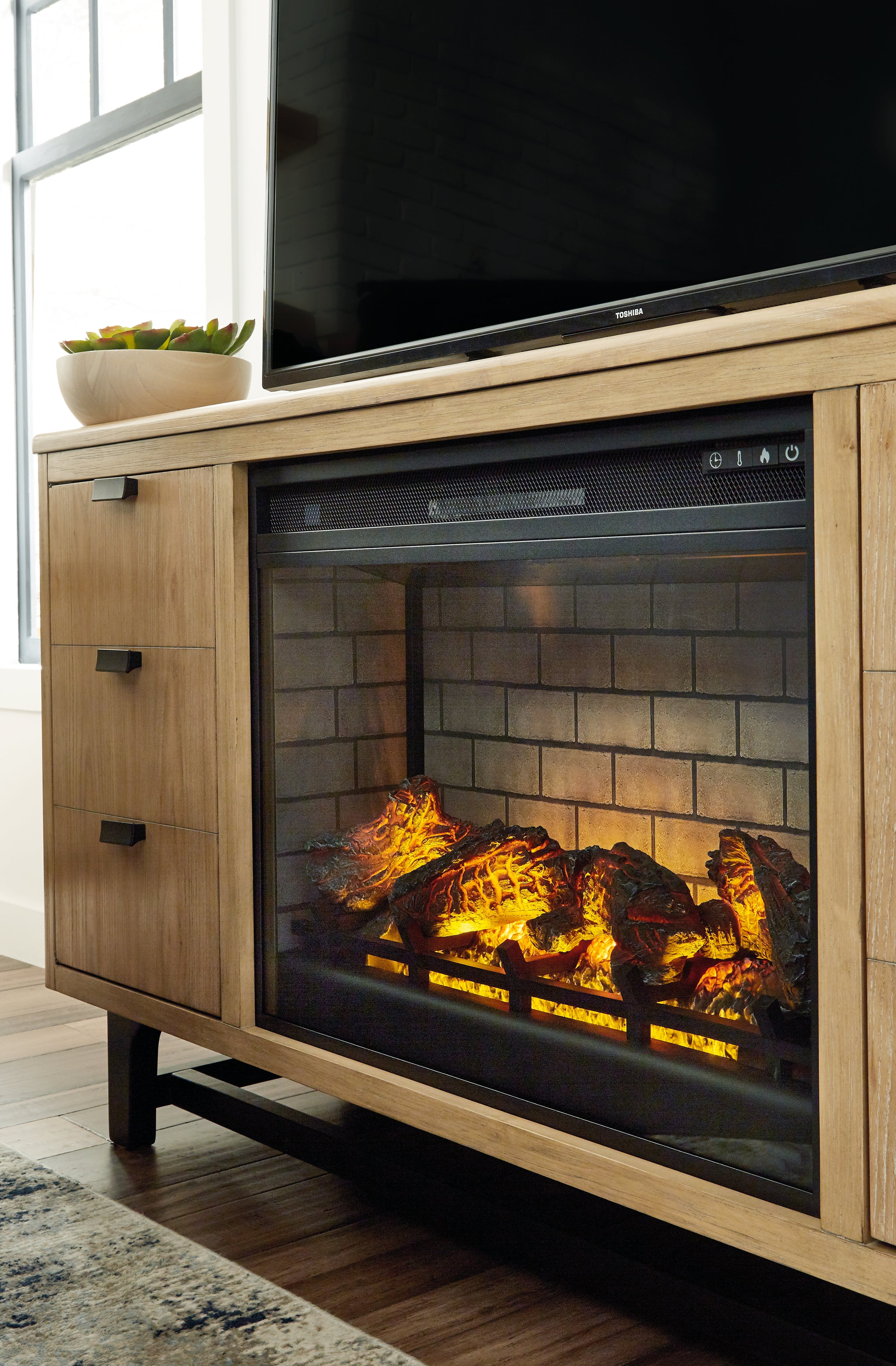Diamond Furniture - Ashley Furniture - Entertainment Accessories Electric Infrared Fireplace Insert - Electric Infrared Fireplace Insert / Black - W100-121