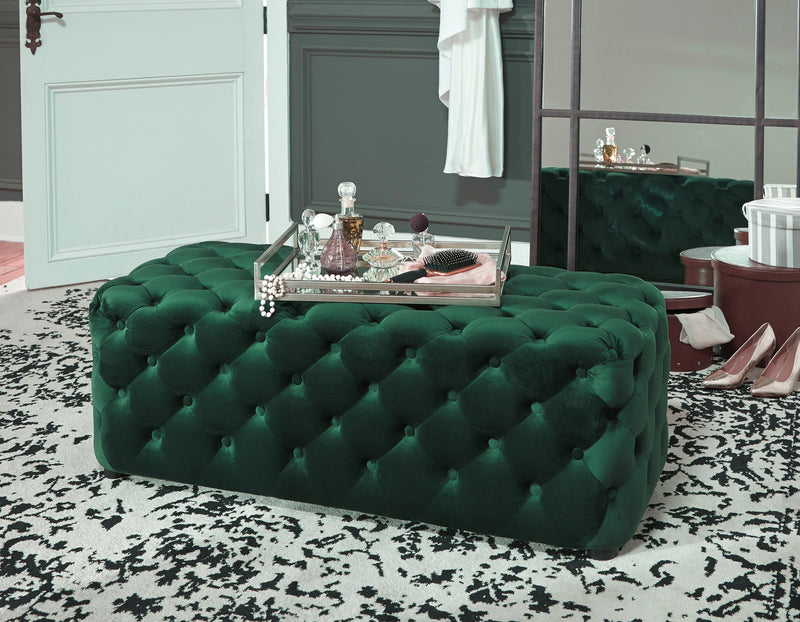 Lister Accent Ottoman - Diamond Furniture