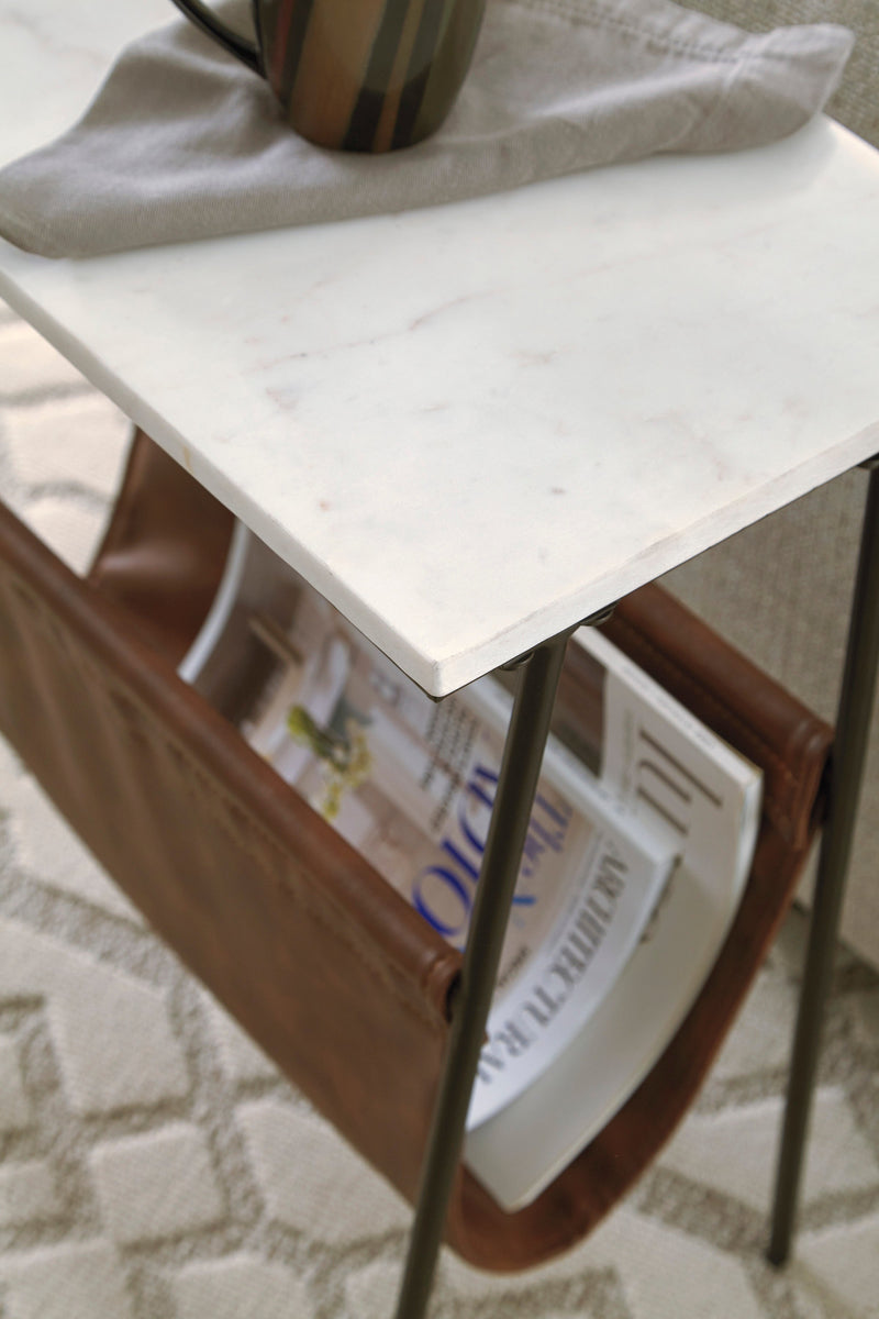 Etanbury Accent Table - Diamond Furniture