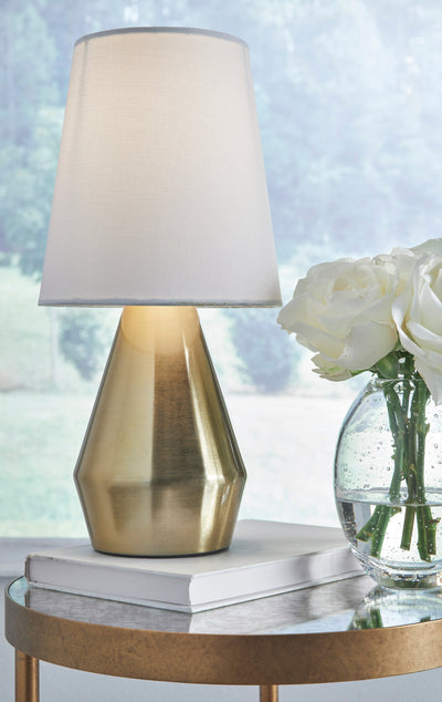 Lanry Table Lamp - Diamond Furniture